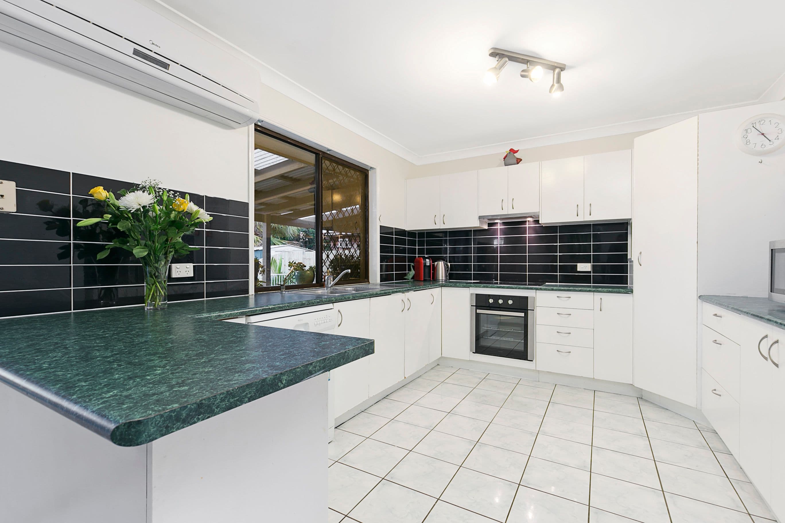 22 Ferndown Street, Alexandra Hills QLD 4161, Alexandra Hills - Thumbnail 8