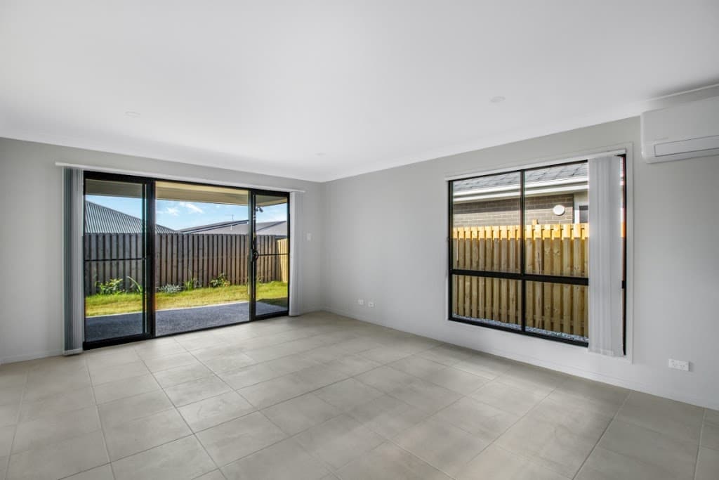 45 Barnyard Drive, Park Ridge, QLD, 4125, Park Ridge - Thumbnail 4