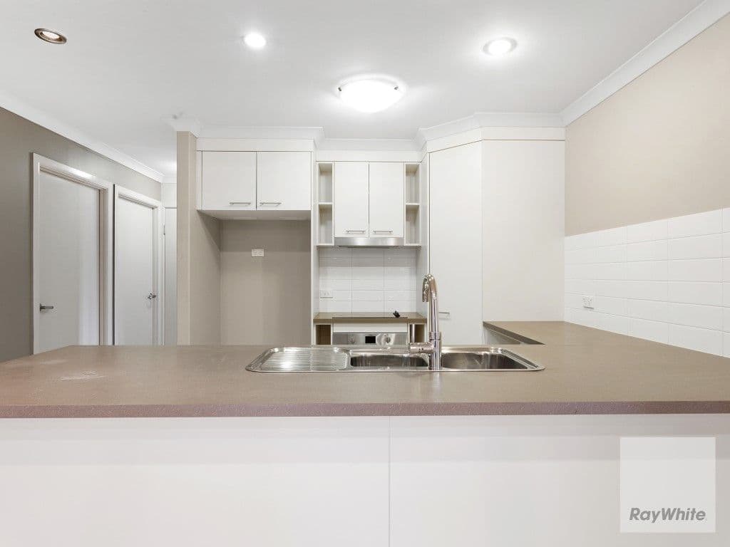 6 Cunningham Court, Gracemere QLD 4702, Gracemere - Thumbnail 3