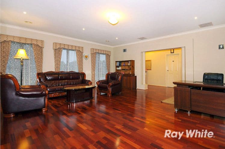 10 Bramble Close, Lyndhurst VIC 3975, Lyndhurst - Image 1