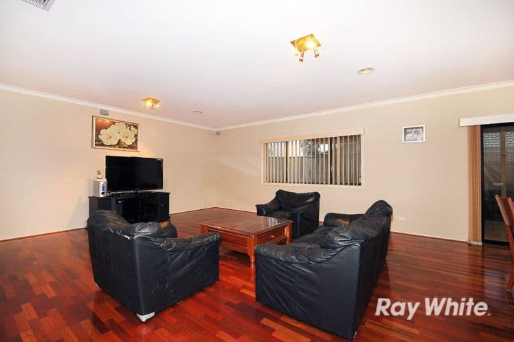 10 Bramble Close, Lyndhurst VIC 3975, Lyndhurst - Thumbnail 6
