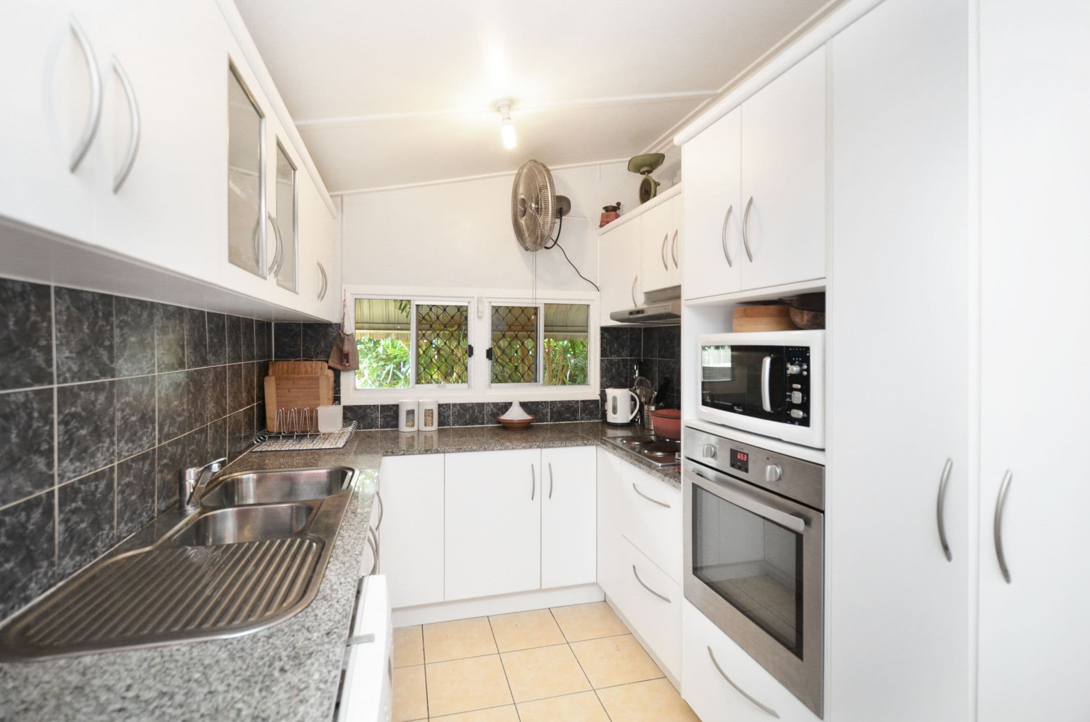 31 Gregory Street, North Ward QLD 4810, North Ward - Thumbnail 4