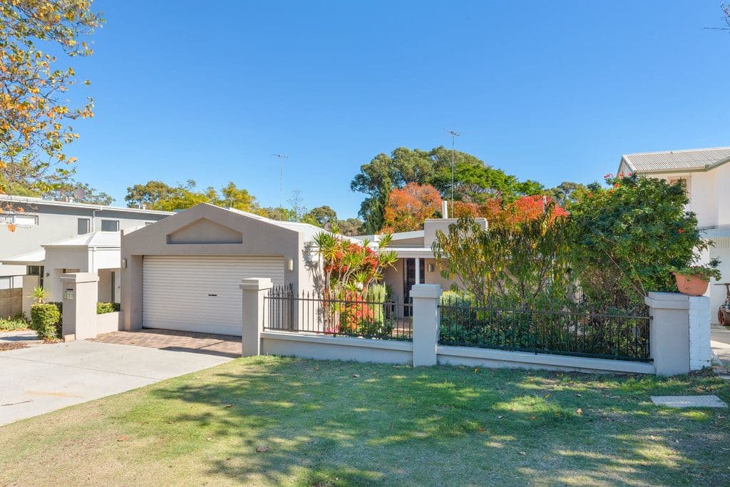 179 Weaponess Road, Wembley Downs WA 6019, Wembley Downs - Image 1