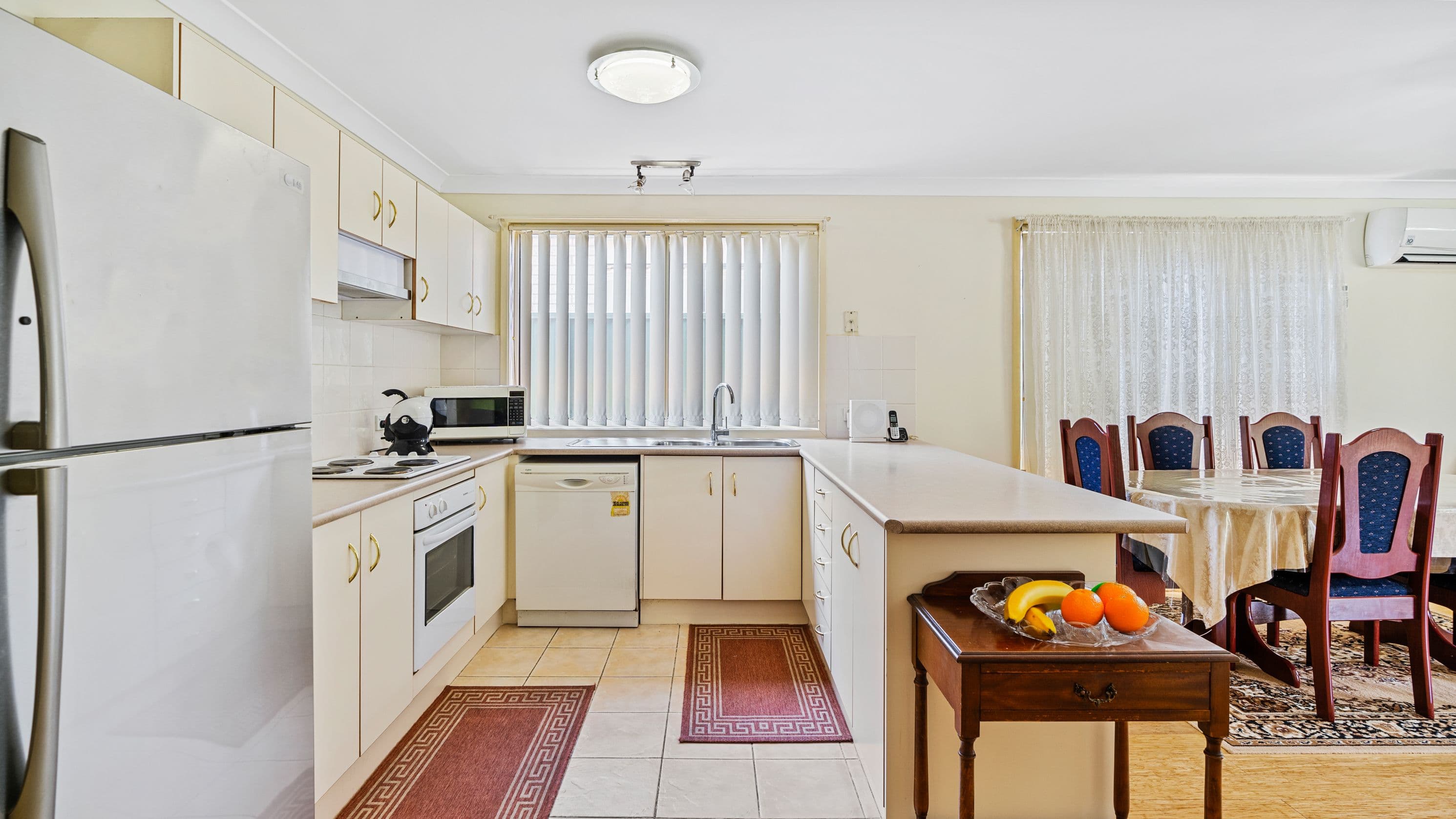 24 Erin Place, Casula NSW 2170, Casula - Thumbnail 2