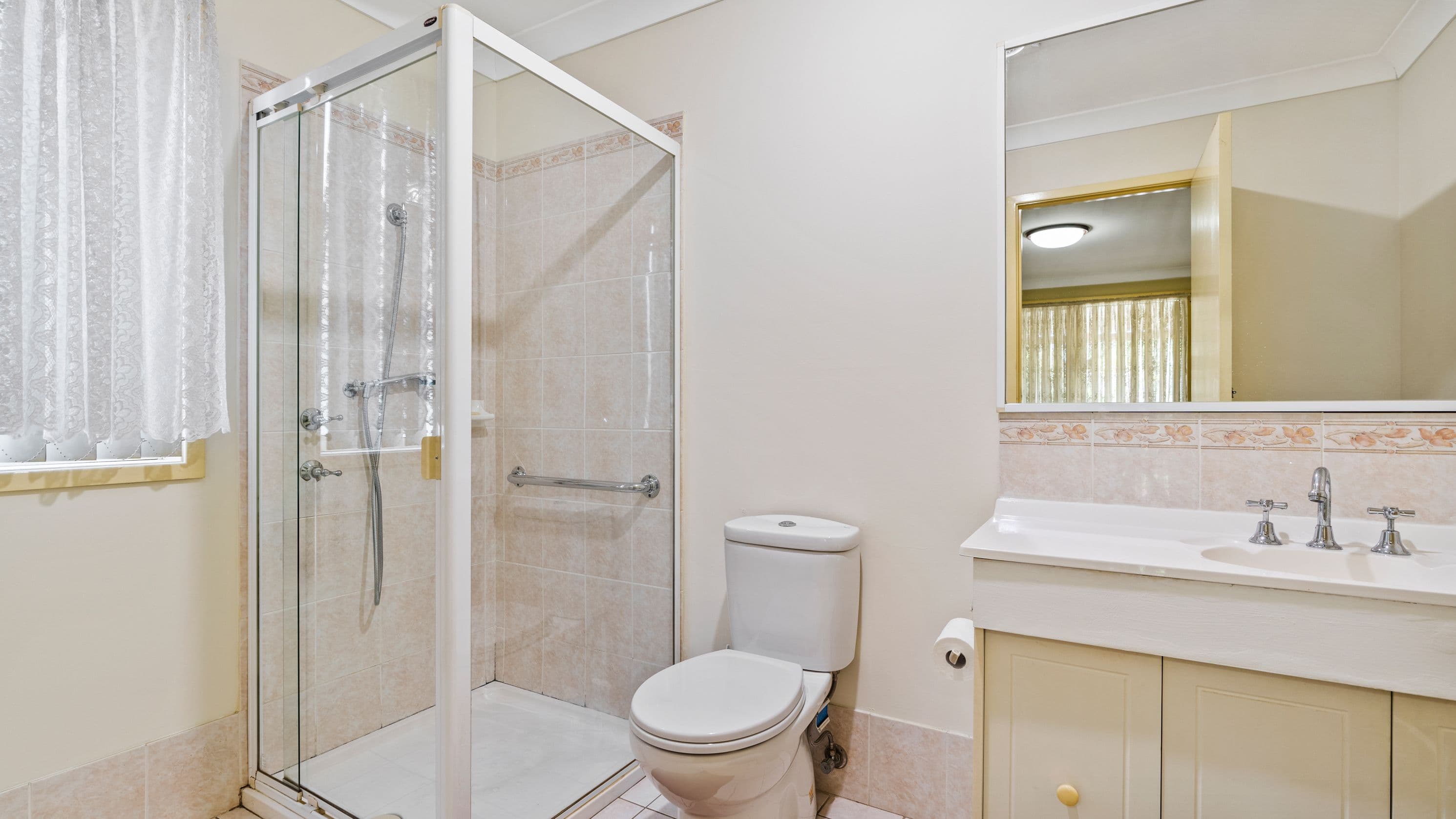 24 Erin Place, Casula NSW 2170, Casula - Thumbnail 6