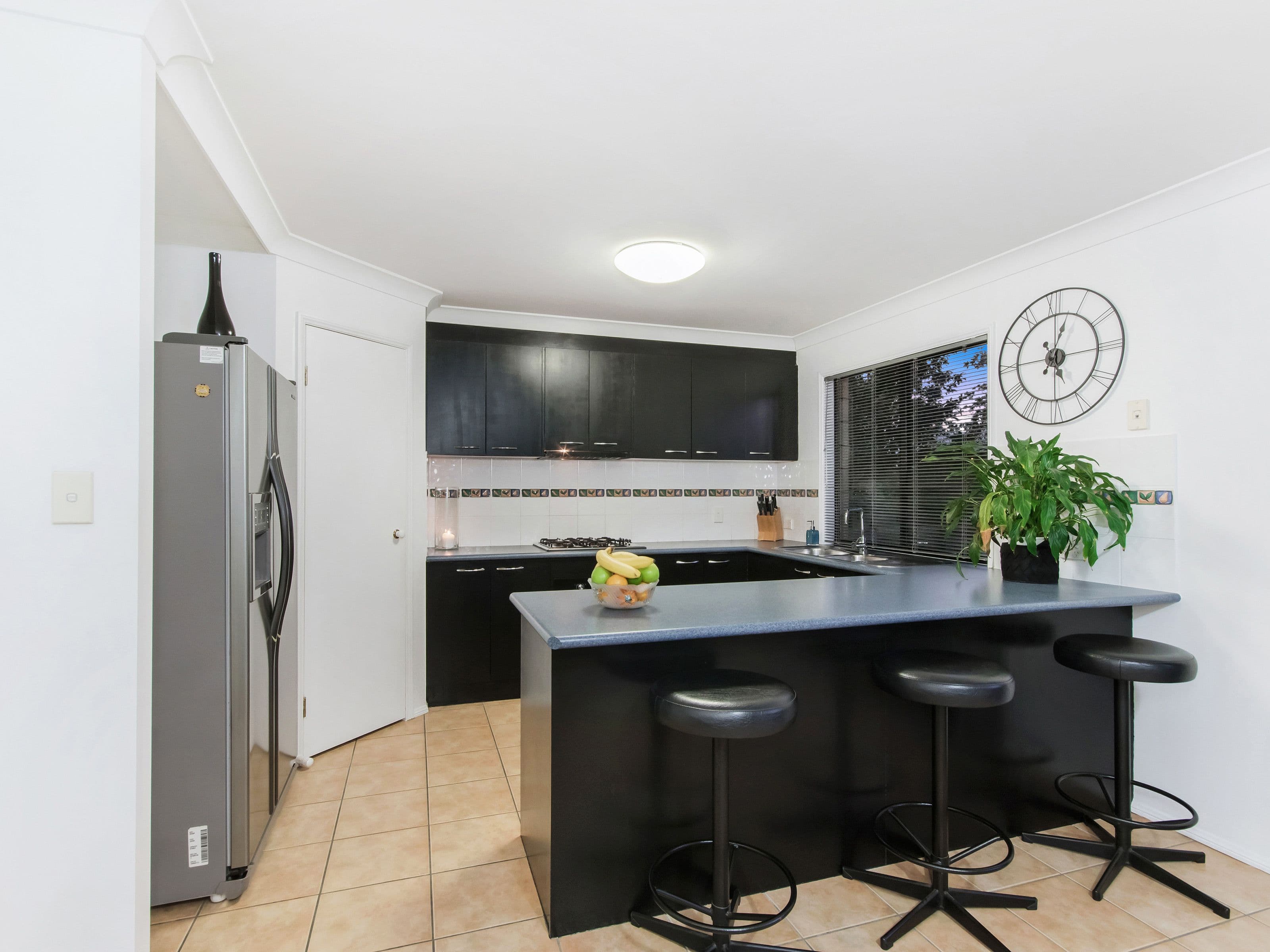 15 Palm Street, Pacific Pines QLD 4211, Pacific Pines - Thumbnail 7