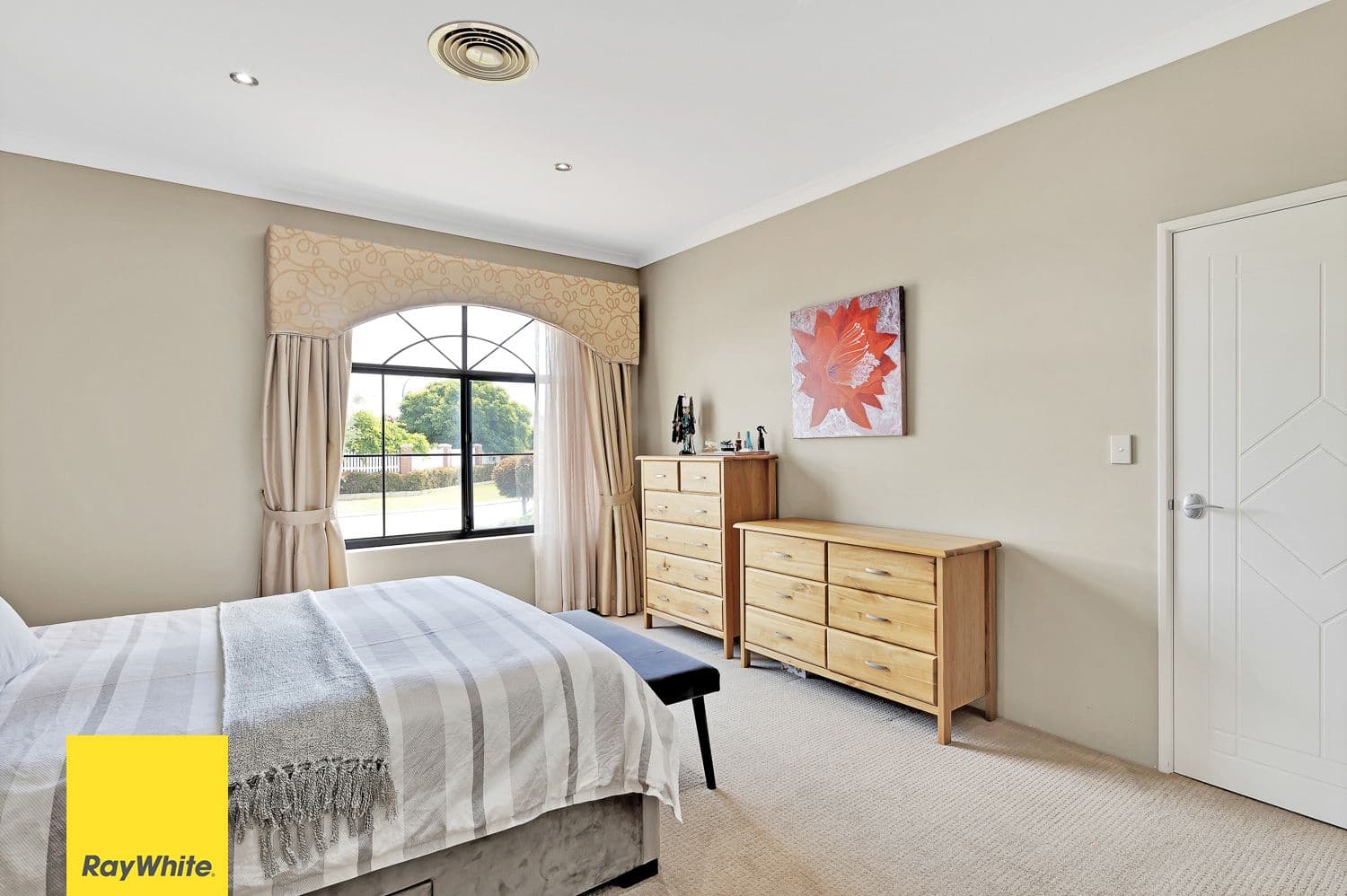 33 Bramley Loop, Madeley WA 6065, Madeley - Thumbnail 7
