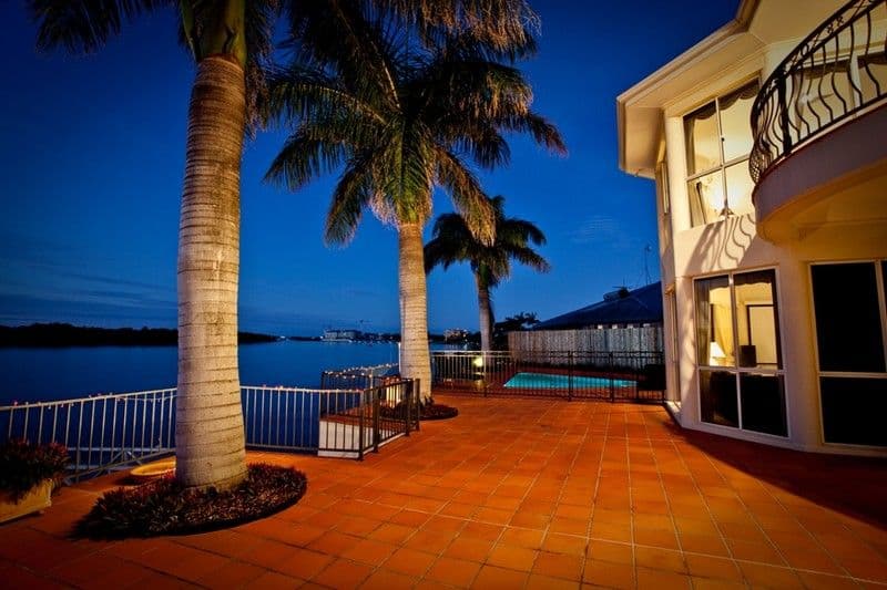 3 Arrowsmith Court, PARADISE POINT QLD 4216, Paradise Point - Thumbnail 2