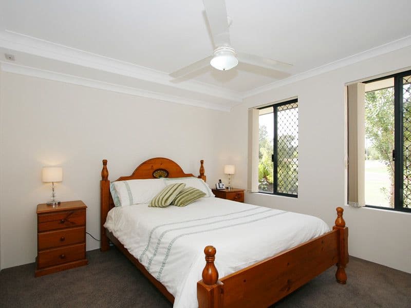 2 Bramley Way, BIBRA LAKE WA 6163, Bibra Lake - Thumbnail 2