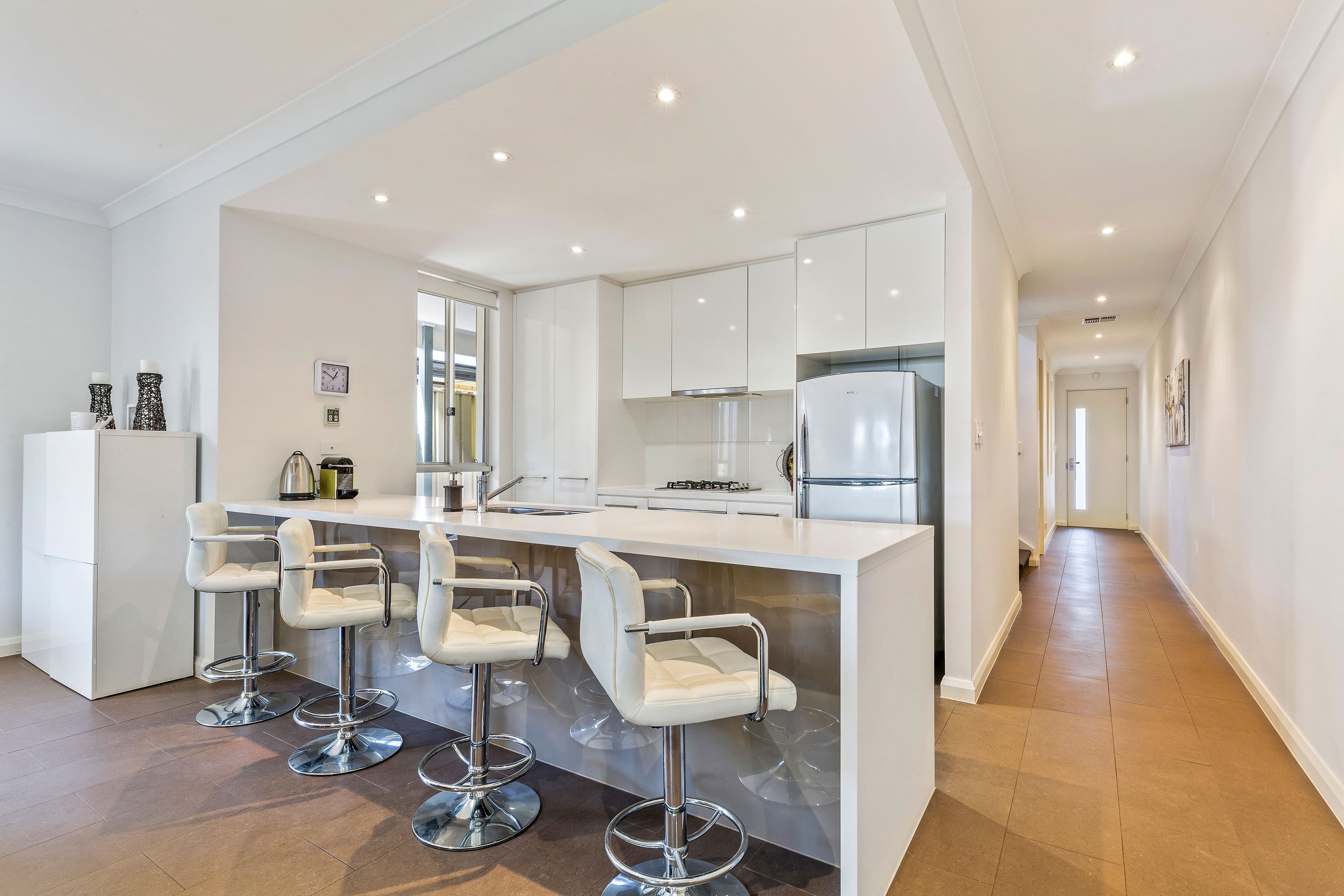 30 Bolingbroke Avenue, Henley Beach SA 5022, Henley Beach - Thumbnail 4