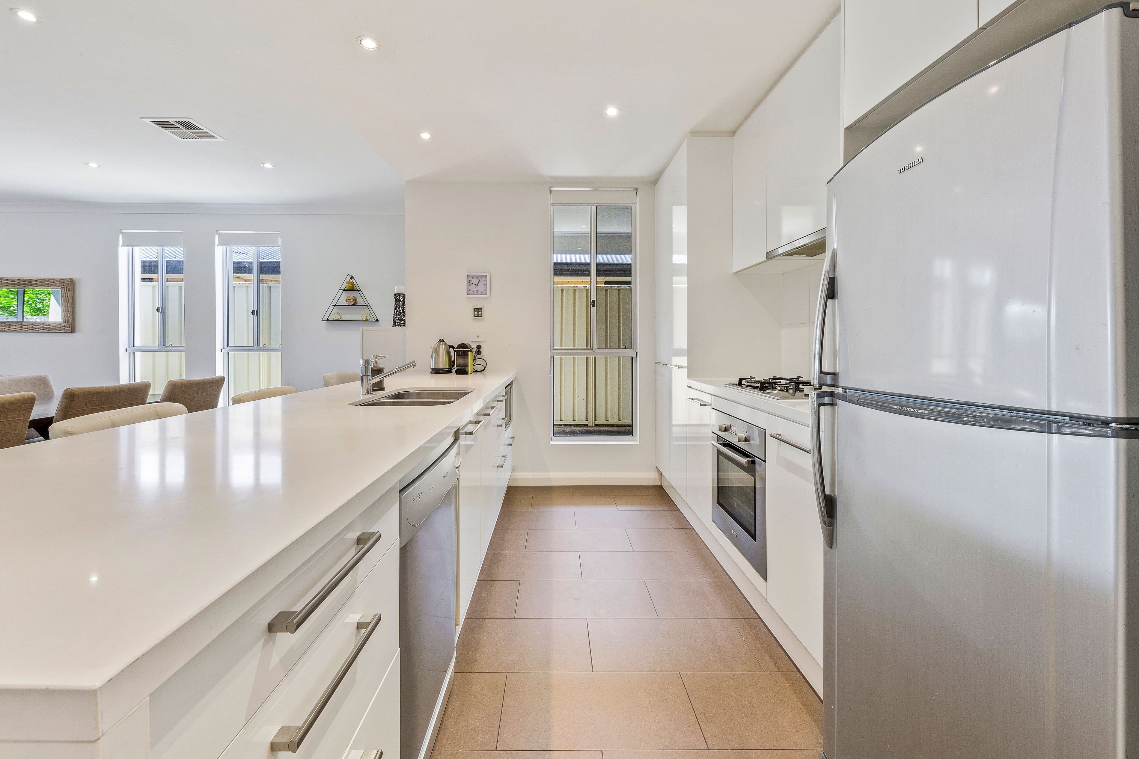 30 Bolingbroke Avenue, Henley Beach SA 5022, Henley Beach - Thumbnail 5