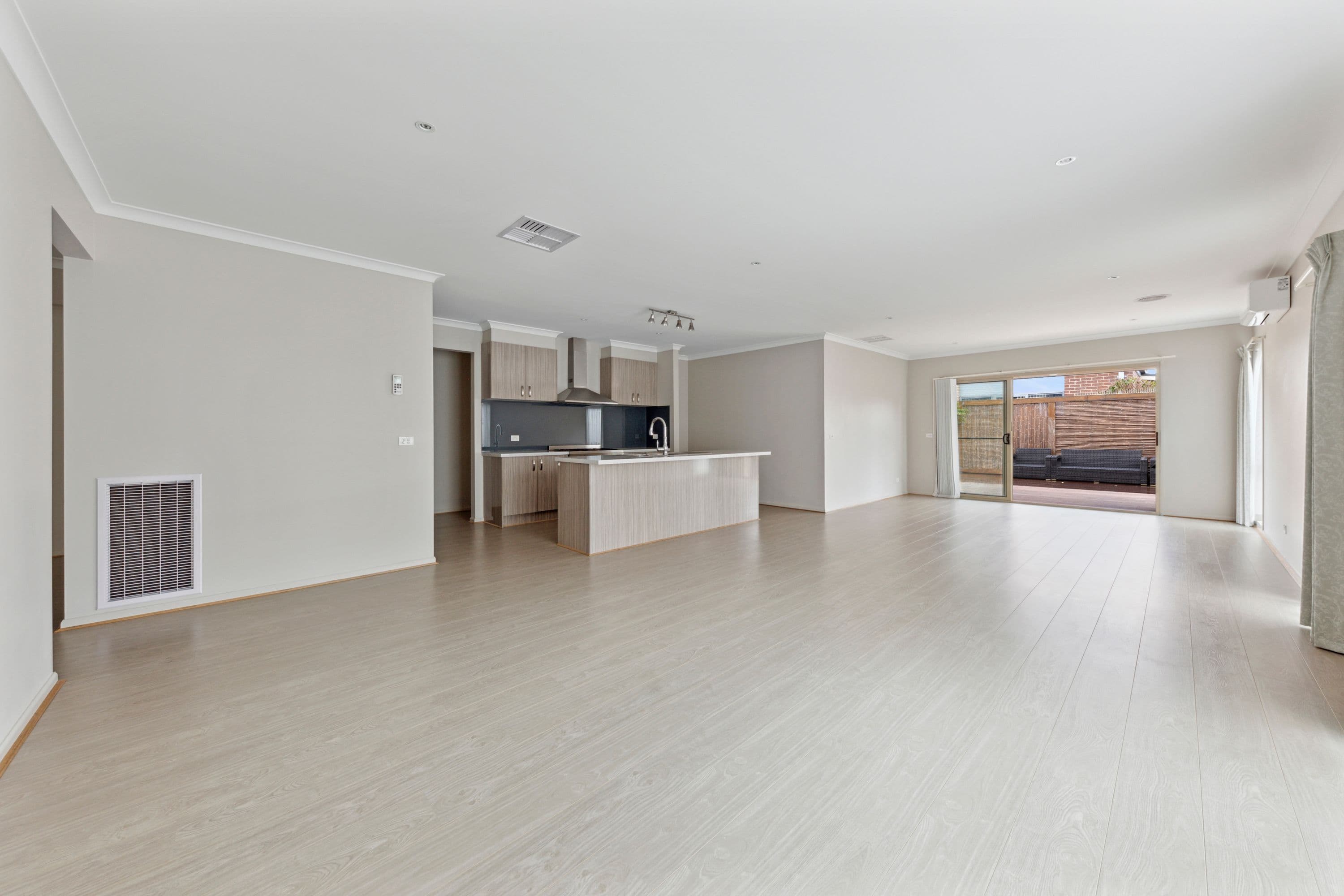 13 Willowtree Drive, Pakenham VIC 3810, Pakenham - Thumbnail 5
