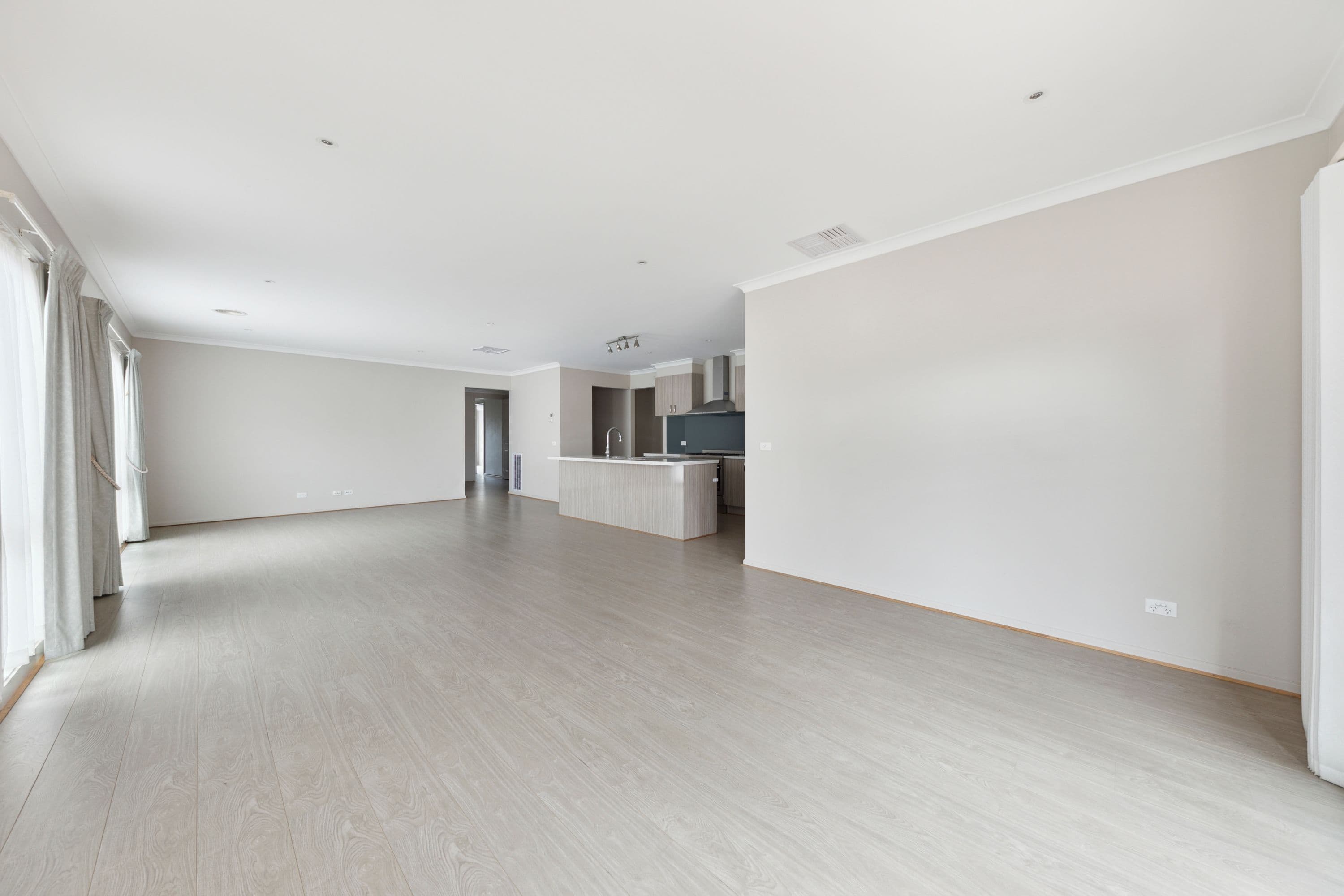 13 Willowtree Drive, Pakenham VIC 3810, Pakenham - Thumbnail 6