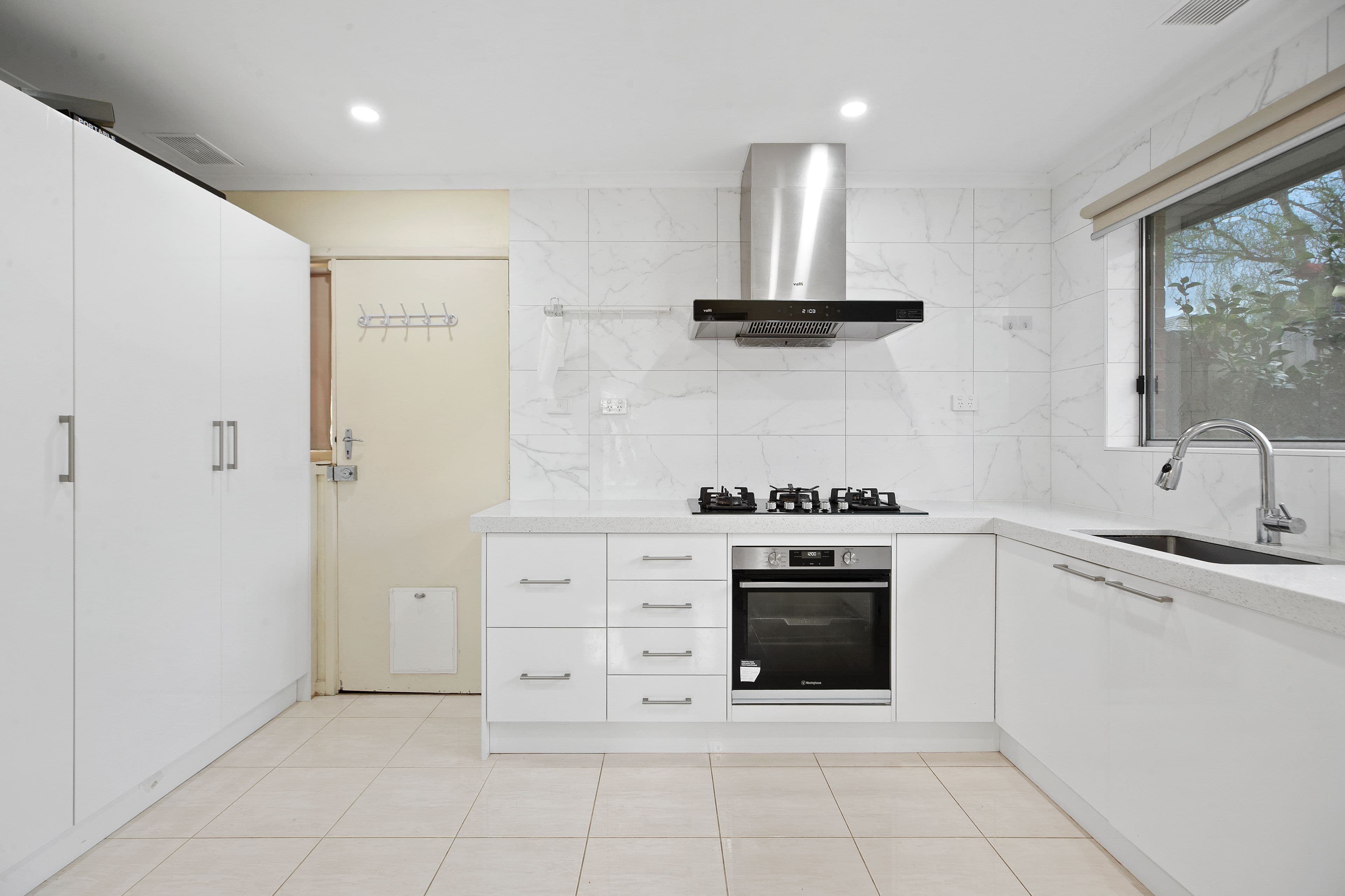 36 Begonia Avenue, Bayswater VIC 3153, Bayswater - Thumbnail 6