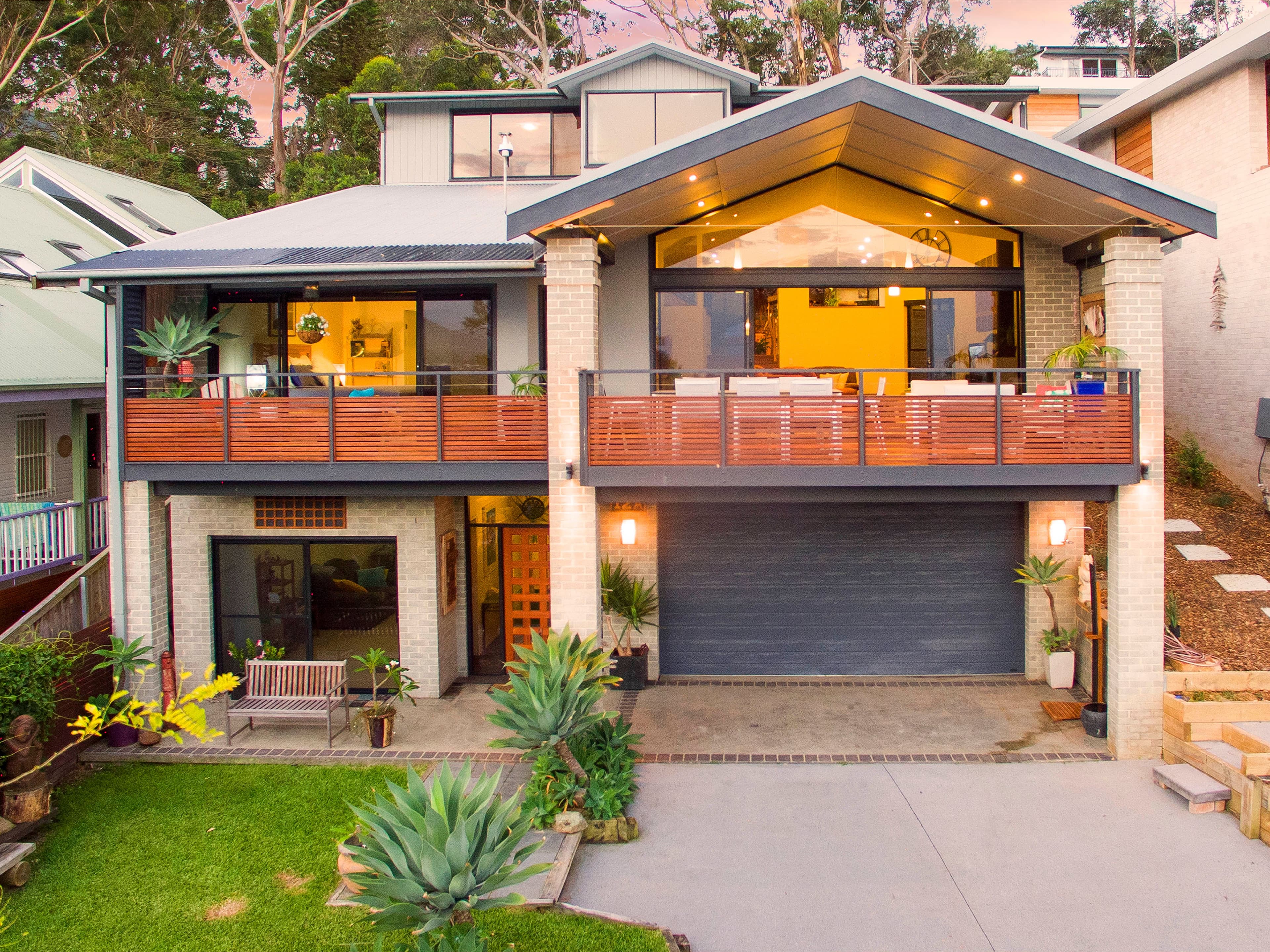12 Mountain Road, Austinmer - Thumbnail 2