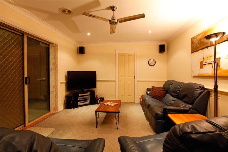 44 Balmoral Avenue, BUNDOORA VIC 3083, Bundoora - Thumbnail 3