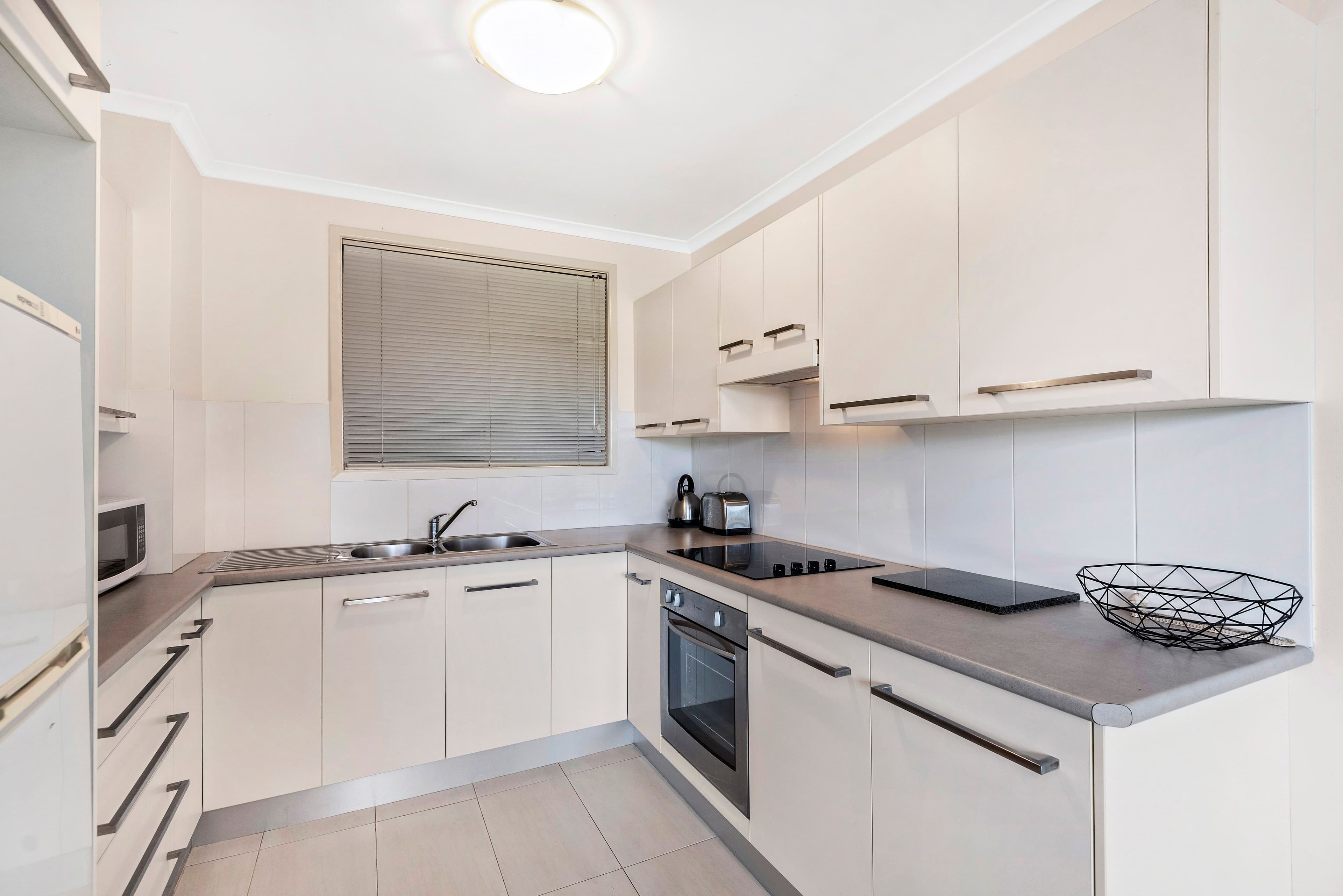 39 Coolangatta Road, Coolangatta QLD 4225, Coolangatta - Thumbnail 3