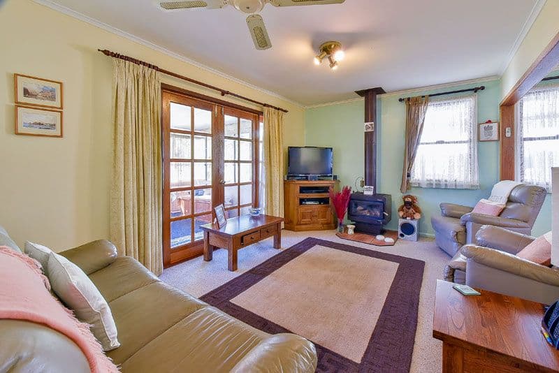 63 Lindesay Street, Campbelltown NSW 2560, Campbelltown - Thumbnail 2
