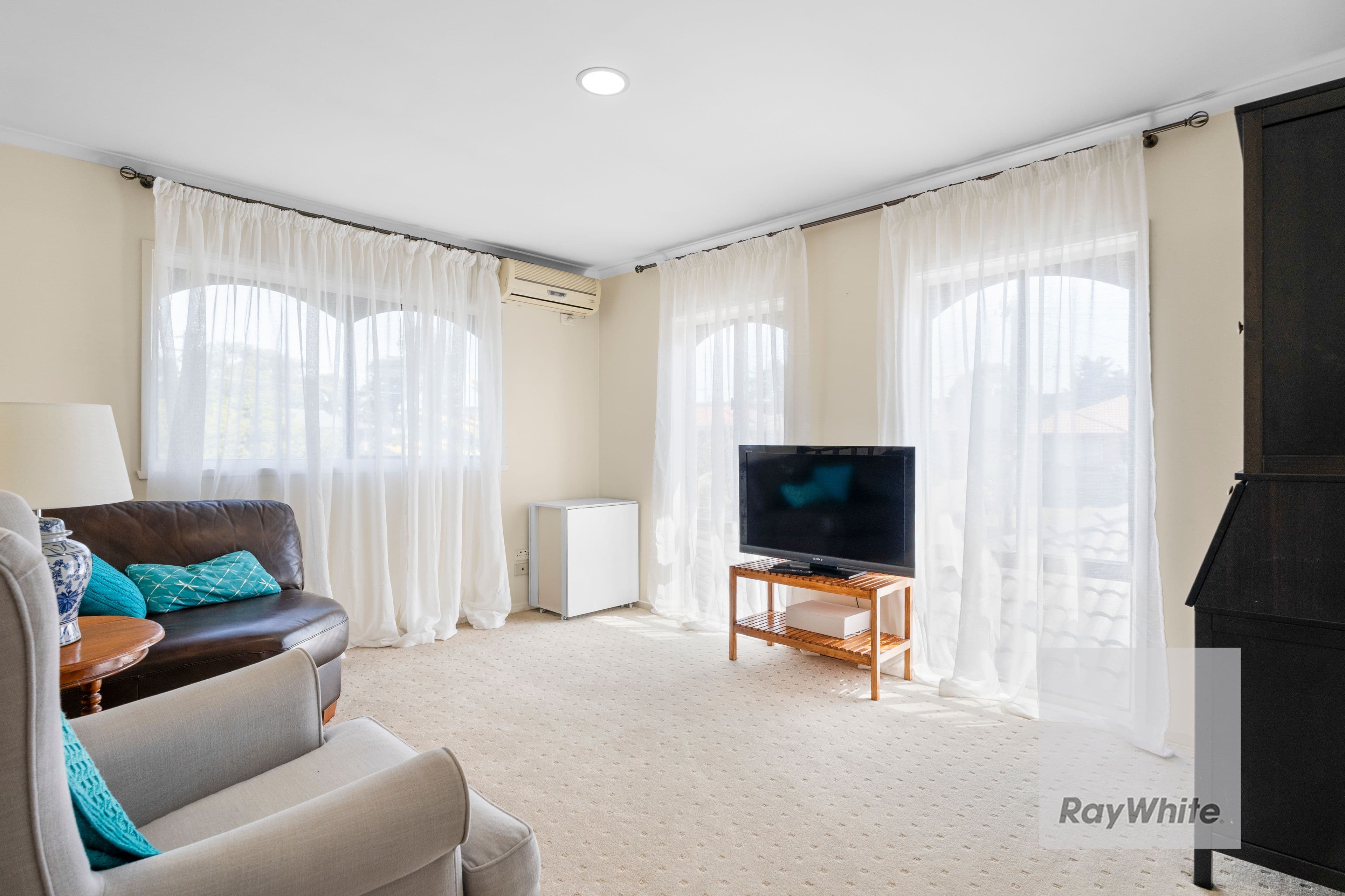 8 Virginia Crescent, Bundoora VIC 3083, Bundoora - Thumbnail 5