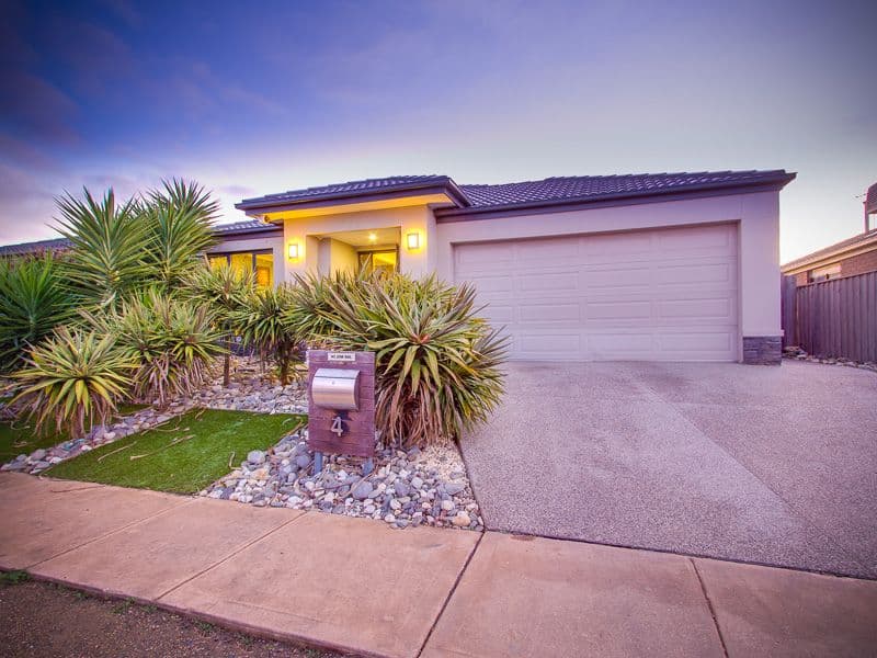 4 Mallard Close, Williams Landing VIC 3027, Williams Landing - Thumbnail 2