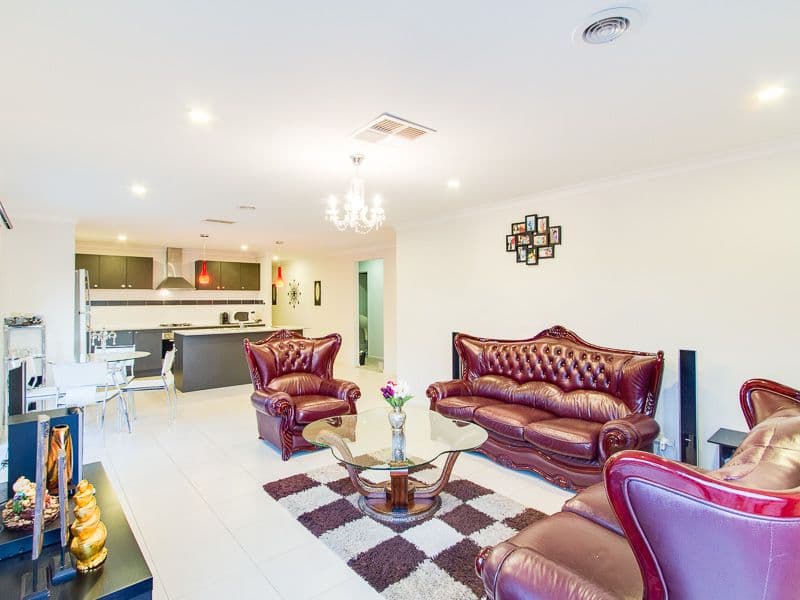 4 Mallard Close, Williams Landing VIC 3027, Williams Landing - Thumbnail 4
