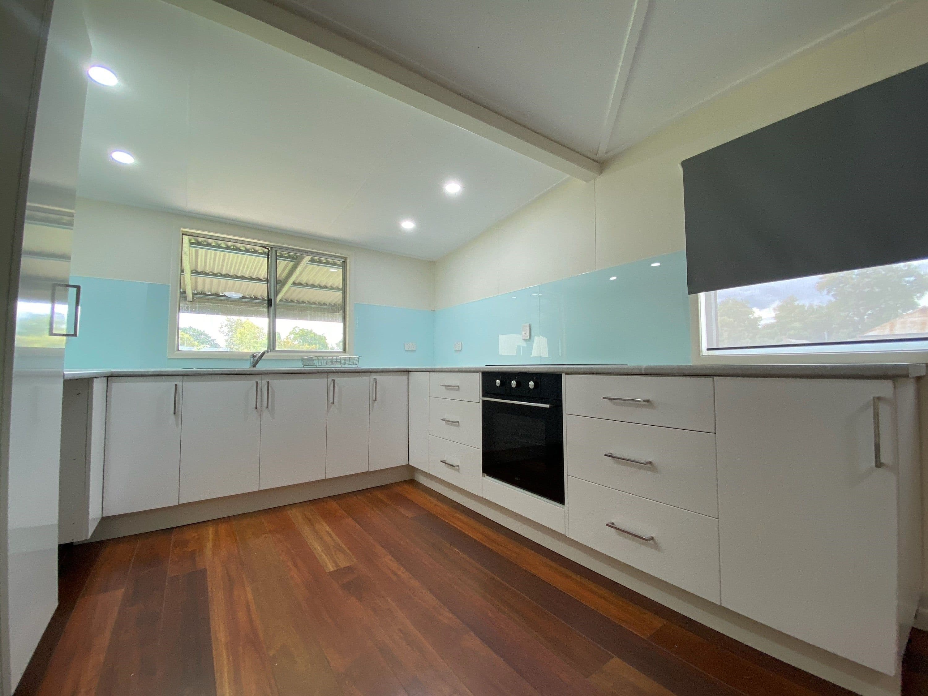 66 Yew Street, Barcaldine QLD 4725, Barcaldine - Thumbnail 3