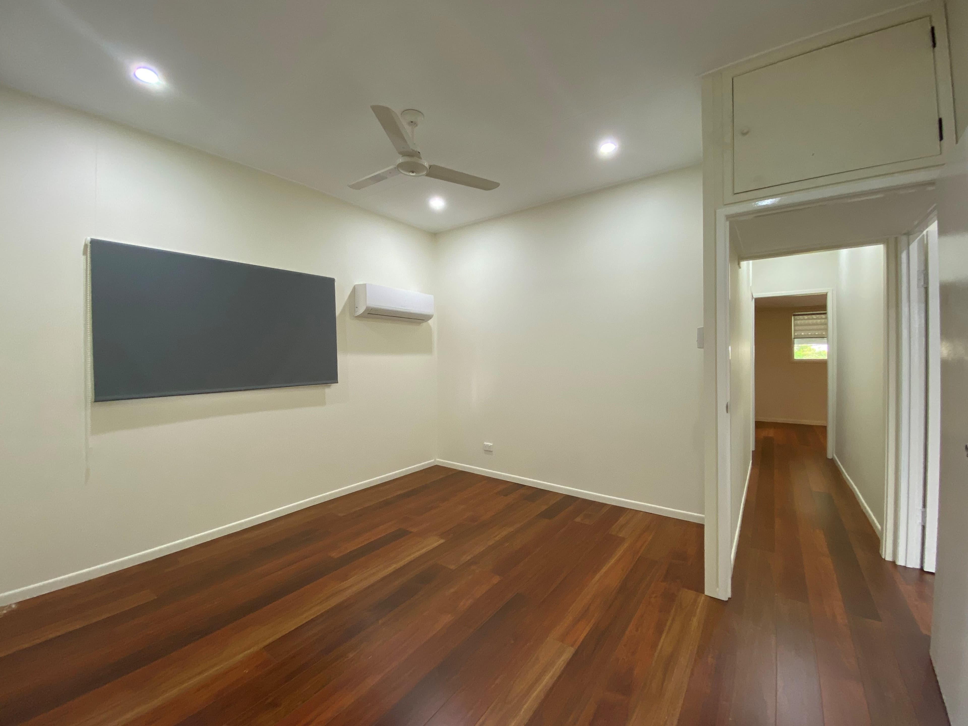 66 Yew Street, Barcaldine QLD 4725, Barcaldine - Thumbnail 5