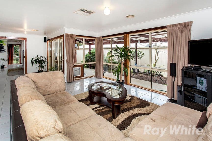 27 Bickerton Court, Rowville VIC 3178, Rowville - Thumbnail 4