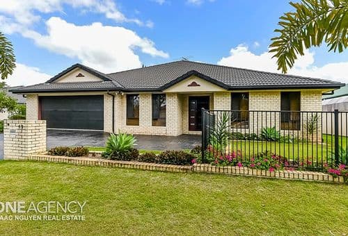 13 The Crescent, Underwood, Underwood - Image 1