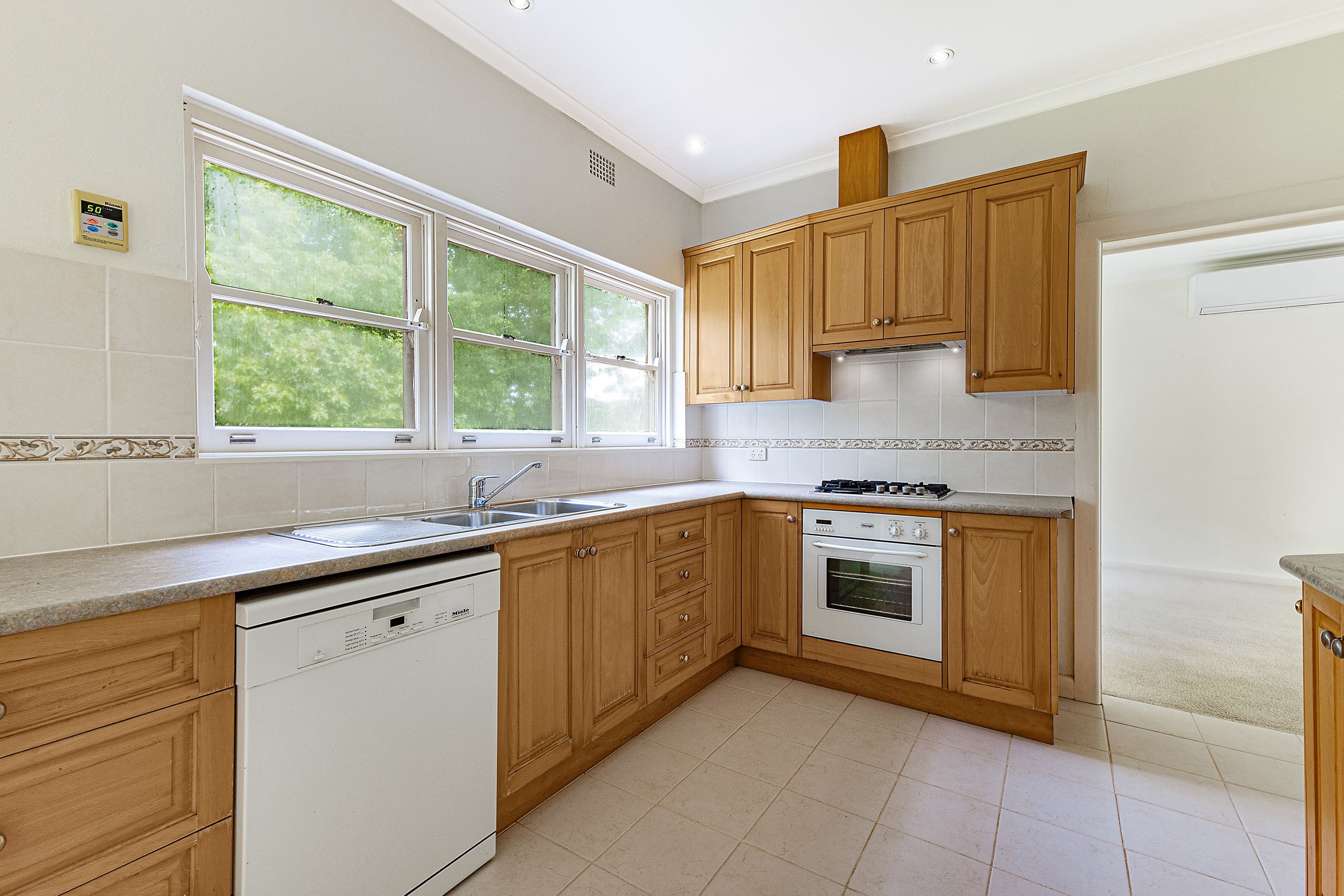 3 Billabong Avenue, Turramurra NSW 2074, Turramurra - Thumbnail 6