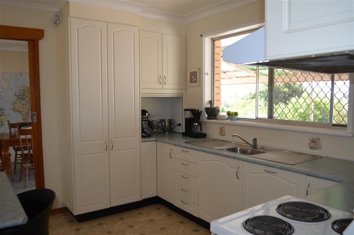 96 Simpson Street, Tumut - Thumbnail 4