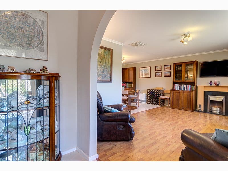 22 Sandler Grove, Aberfoyle Park SA 5159, Aberfoyle Park - Thumbnail 3