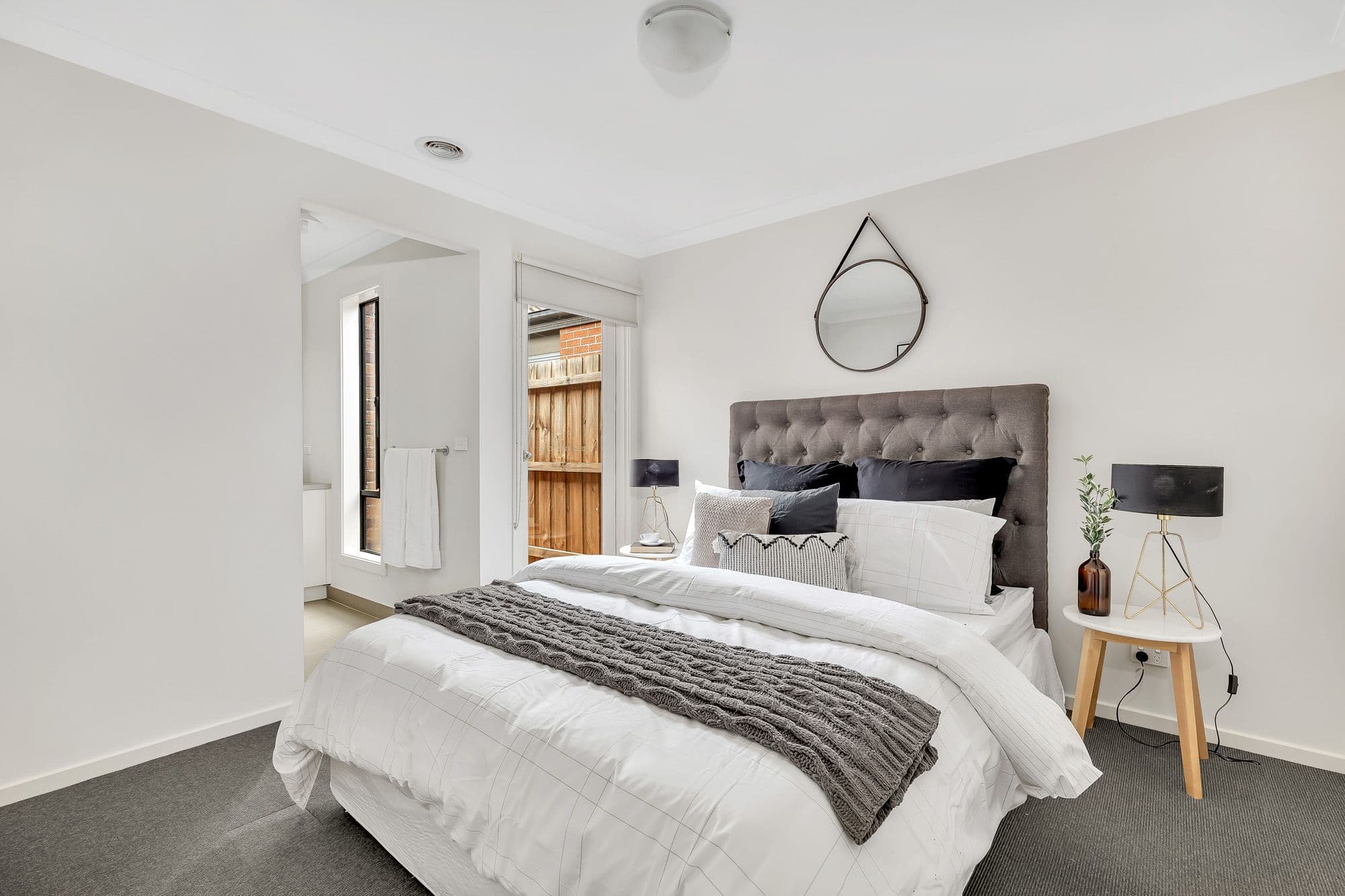 9 Newton Court, Seaholme - Thumbnail 2
