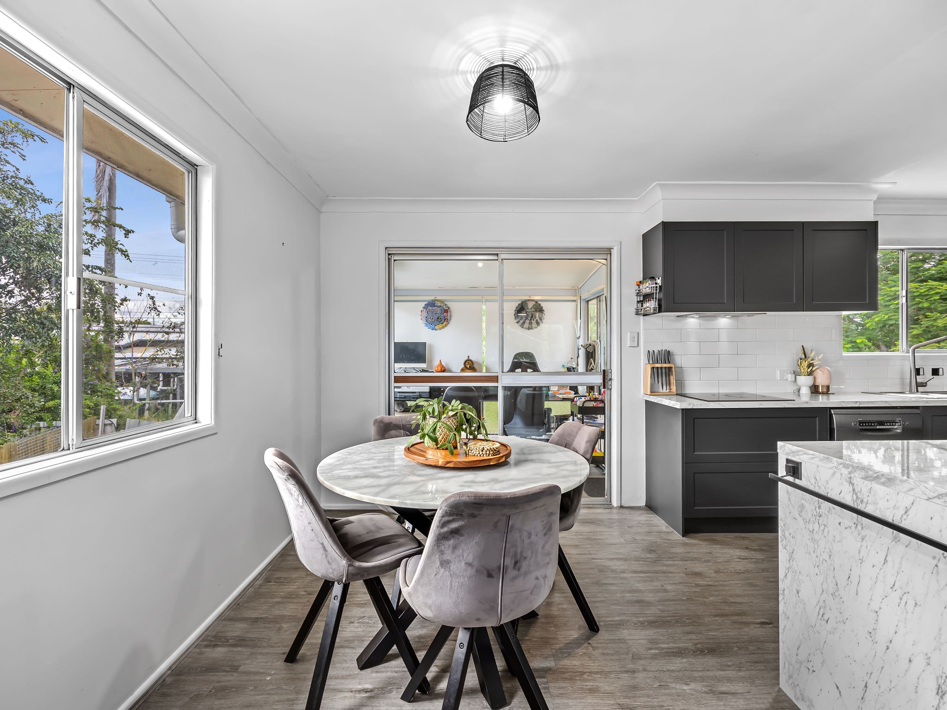 9 Way Court, Silkstone QLD 4304, Silkstone - Thumbnail 5