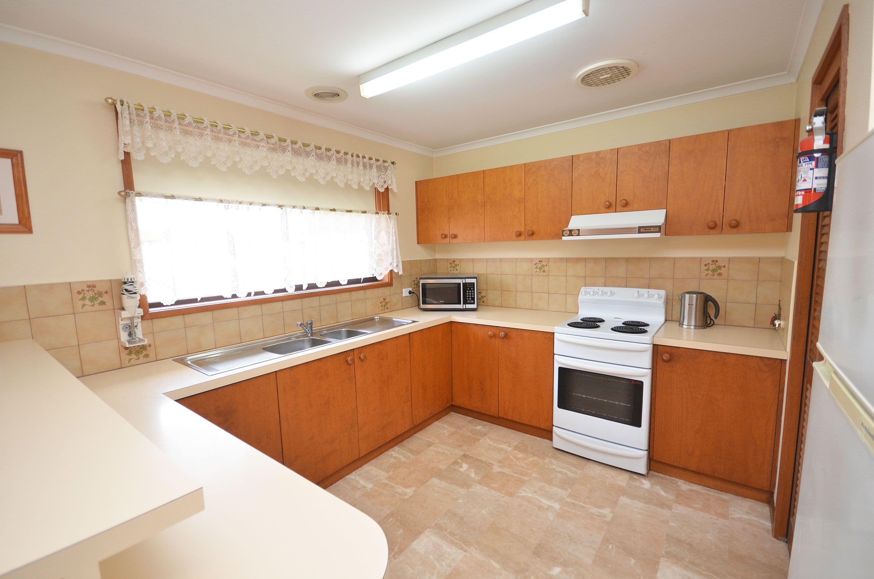 8 Colonel Court, Echuca VIC 3564, Echuca - Thumbnail 2