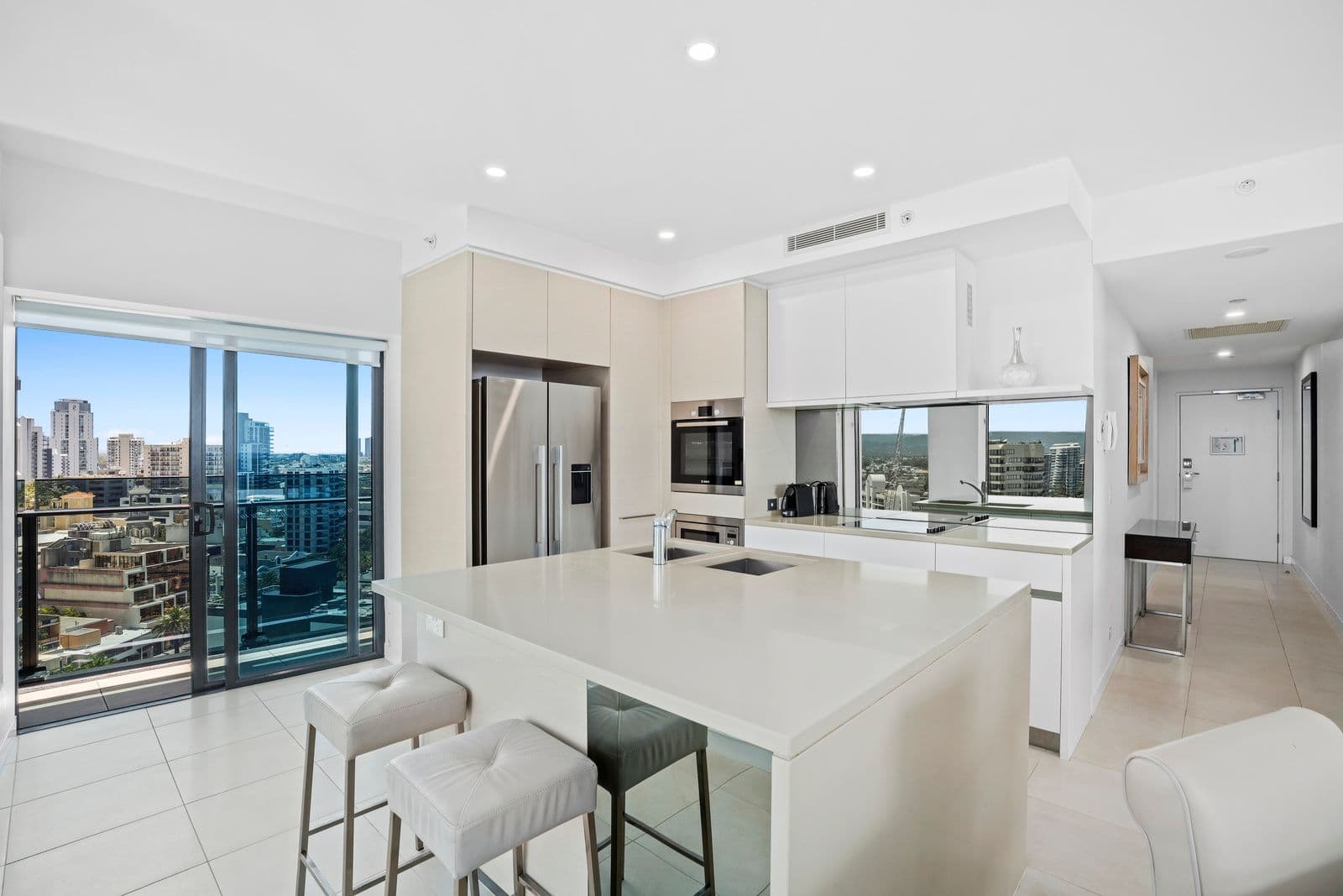 4 The Esplanade, Surfers Paradise QLD 4217, Surfers Paradise - Thumbnail 3