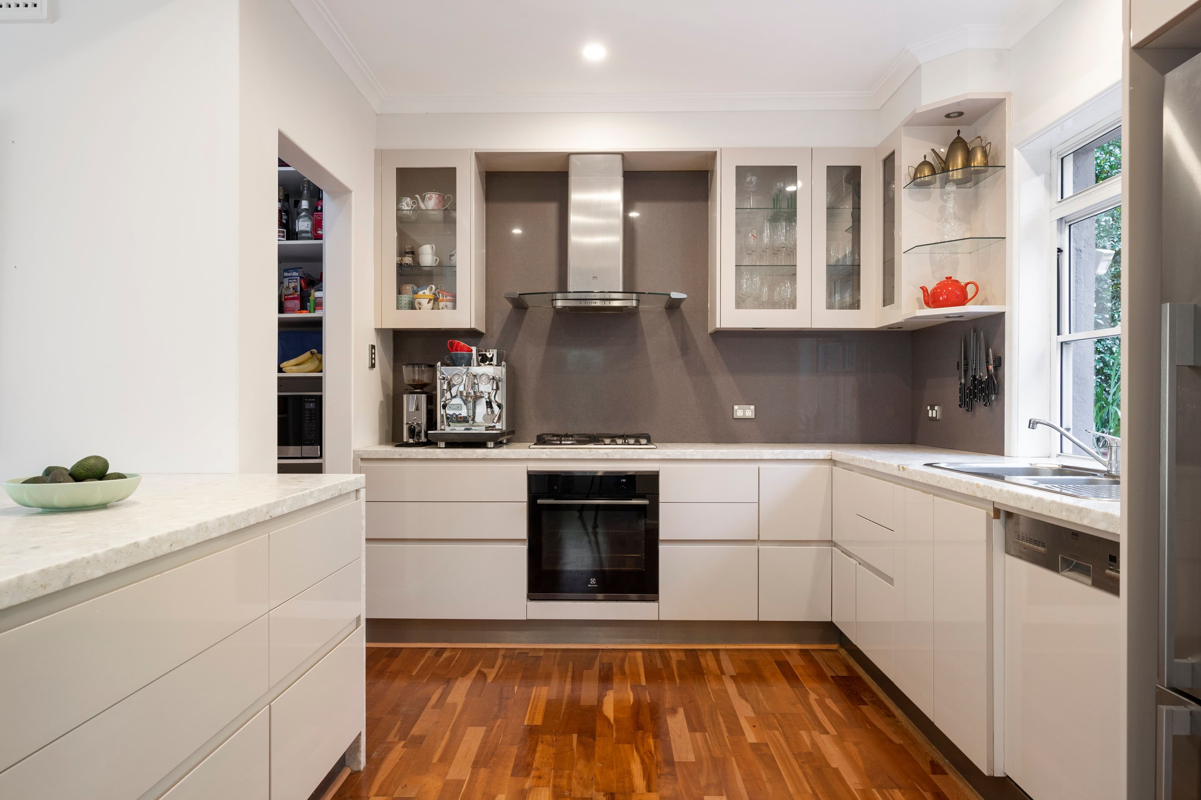 98 Sugarloaf Crescent, Castlecrag NSW 2068, Castlecrag - Thumbnail 5