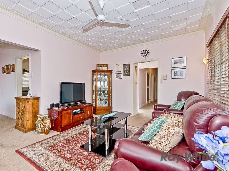 552 Stafford Road, Stafford QLD 4053, Stafford - Thumbnail 6