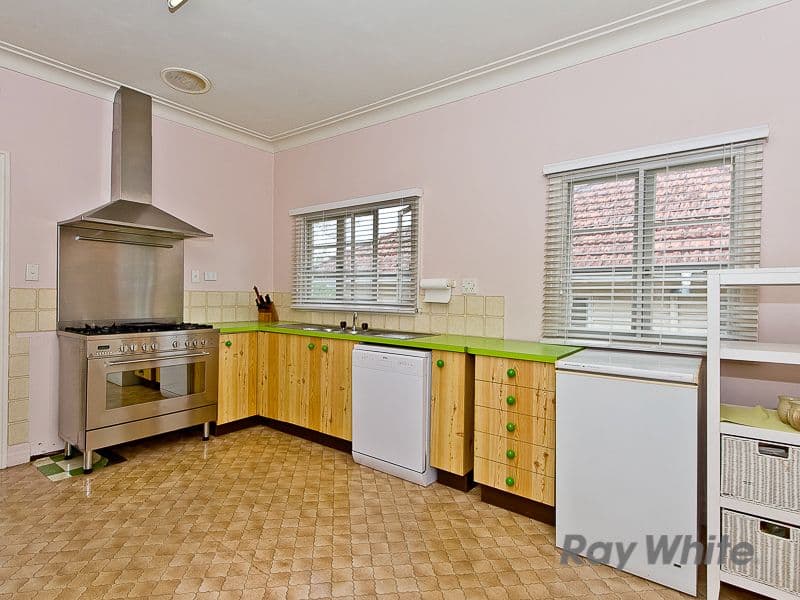 552 Stafford Road, Stafford QLD 4053, Stafford - Thumbnail 8