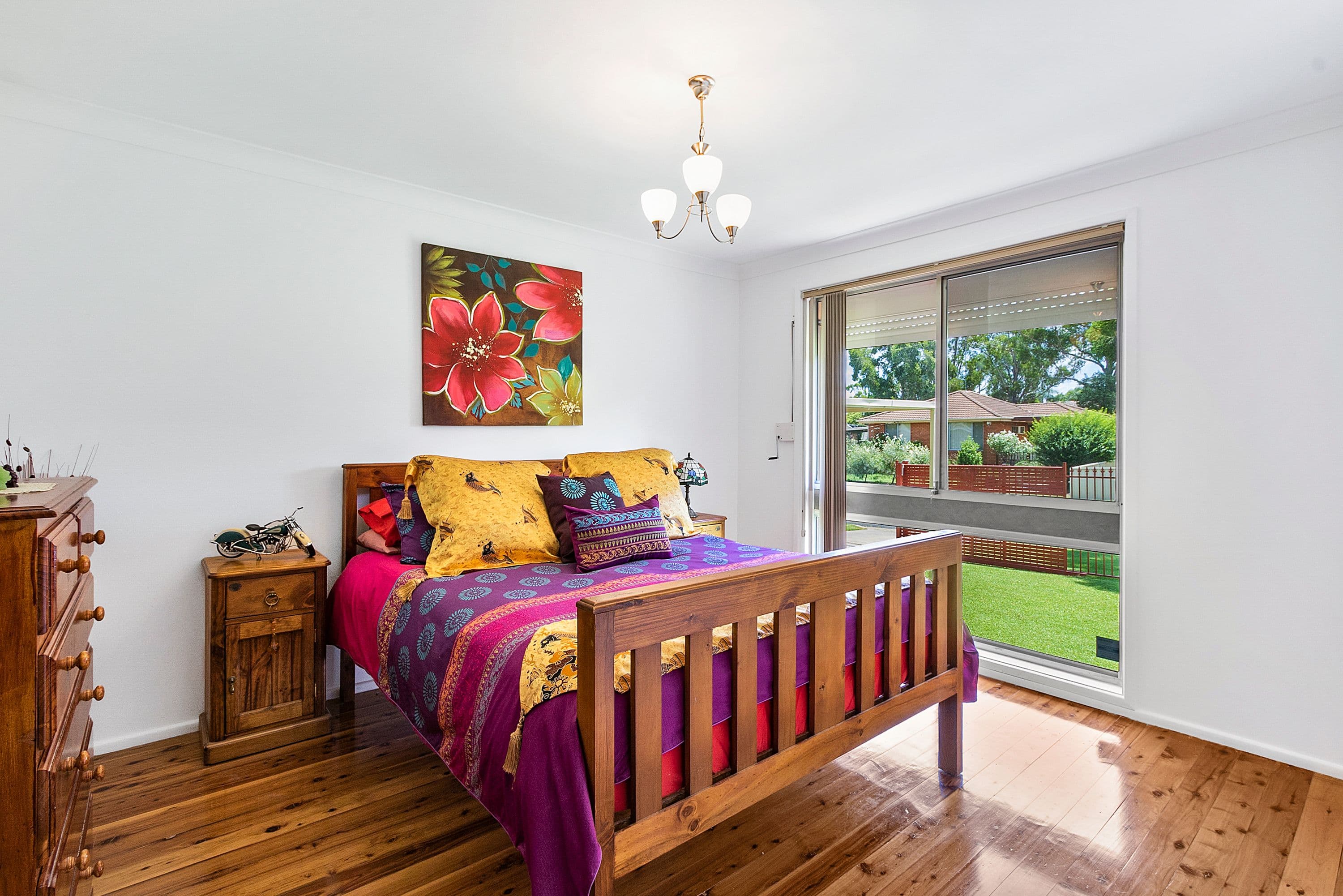 6 Bradley Road, South Windsor - Thumbnail 5