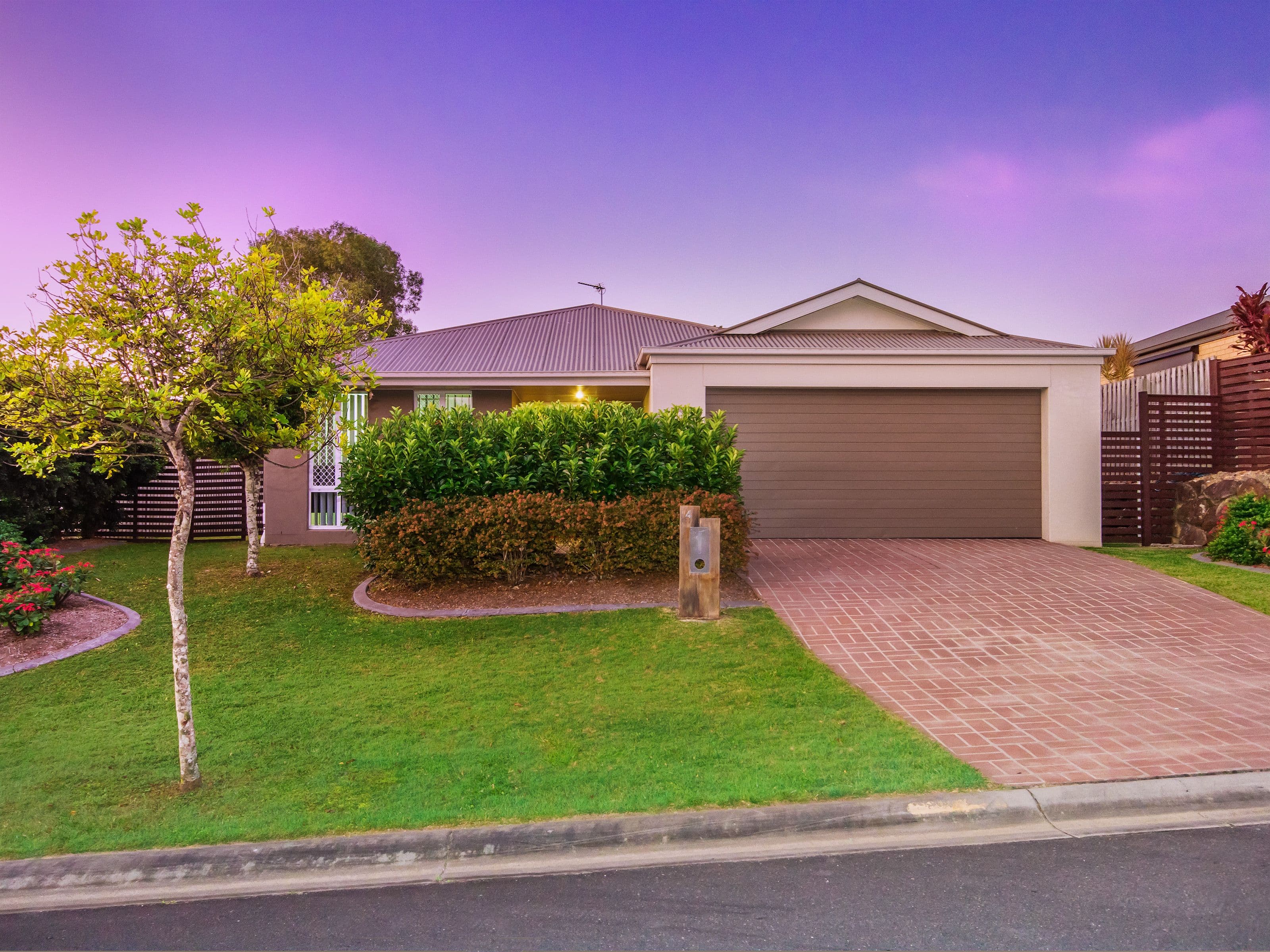 4 Bahkeeta Street, Oxenford QLD 4210, Oxenford - Image 1