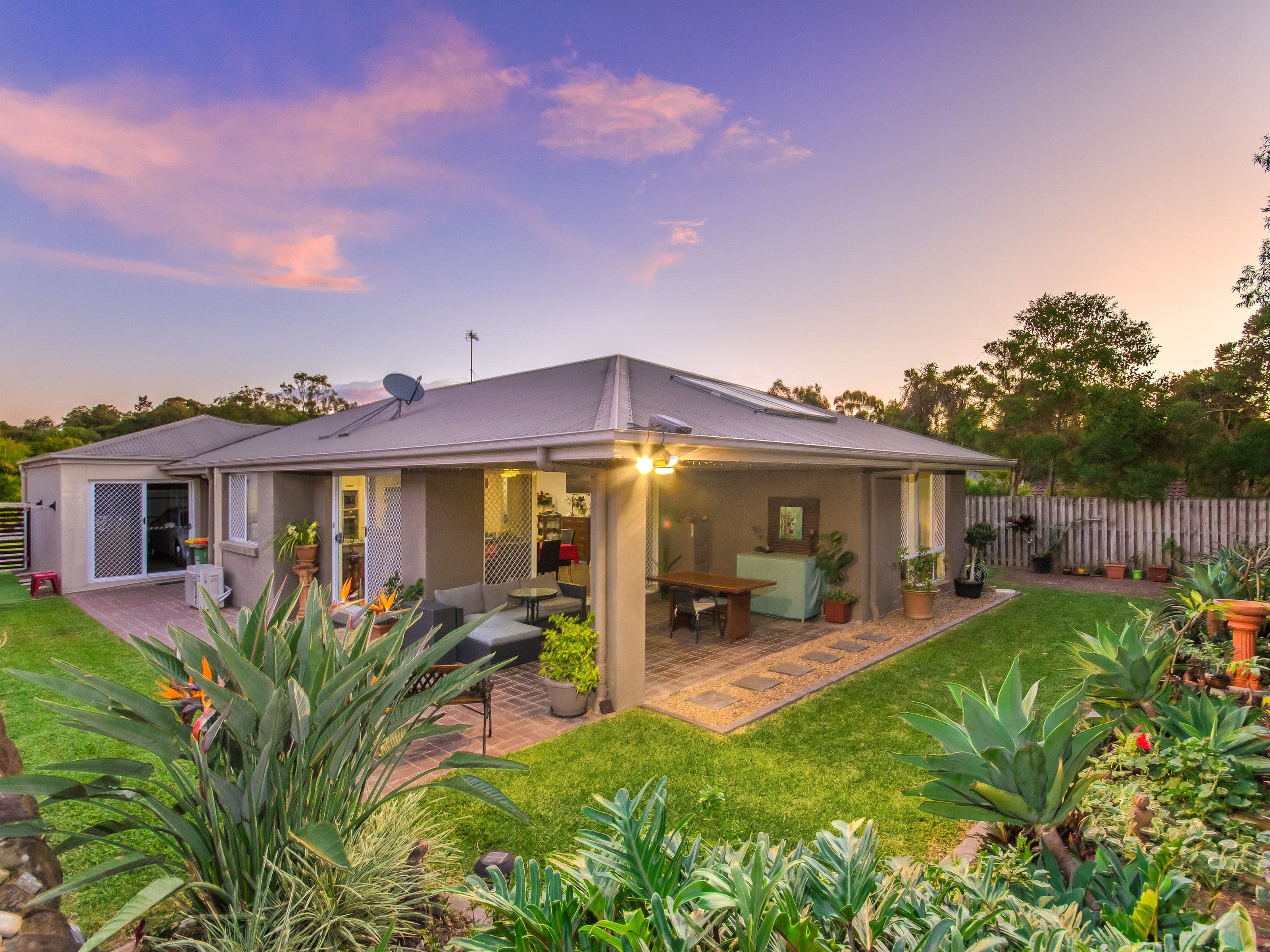4 Bahkeeta Street, Oxenford QLD 4210, Oxenford - Thumbnail 2