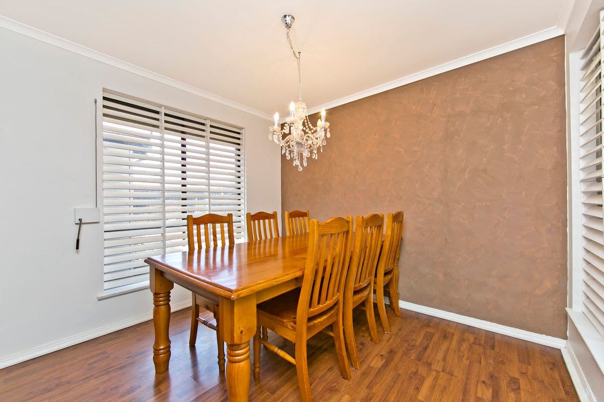 11 Seville Court, Craigmore SA 5114, Craigmore - Thumbnail 4