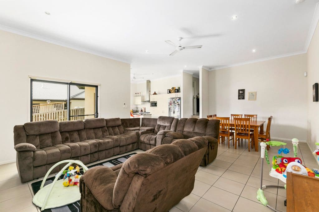 5 Treecreeper Crescent, Upper Coomera QLD 4209, Upper Coomera - Thumbnail 2