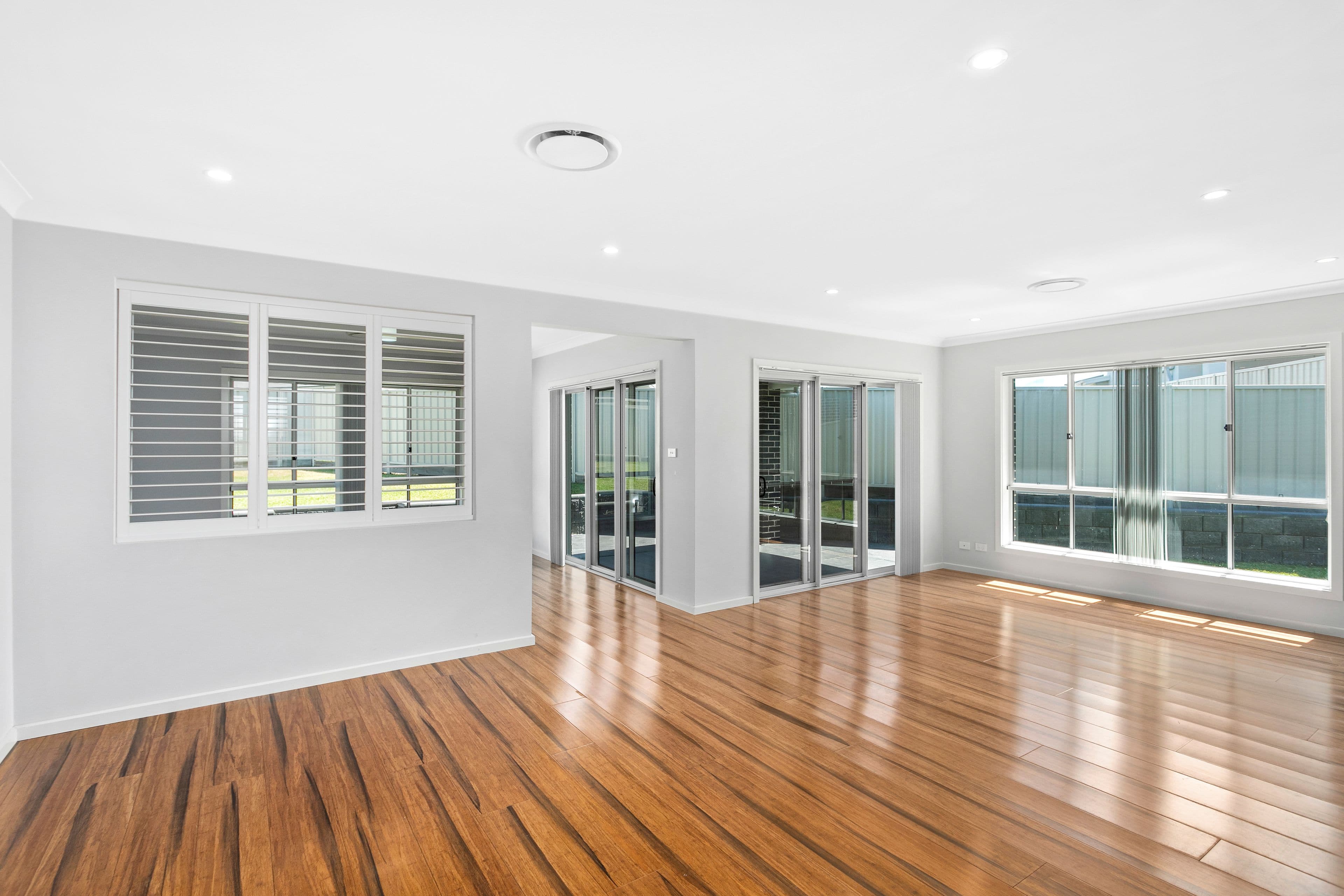 56 Shallows Drive, Shell Cove - Thumbnail 4