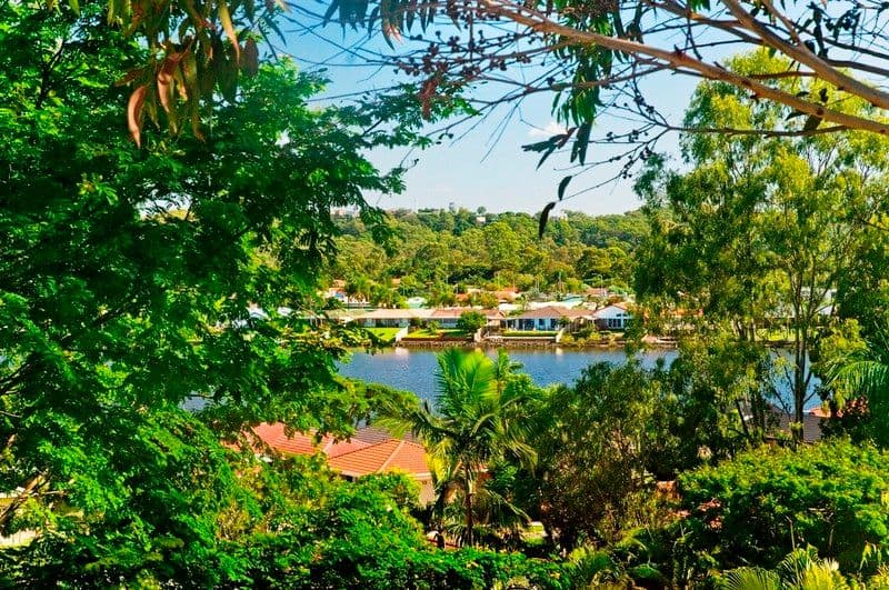 12 Kaffia Court, ELANORA QLD 4221, Elanora - Thumbnail 2
