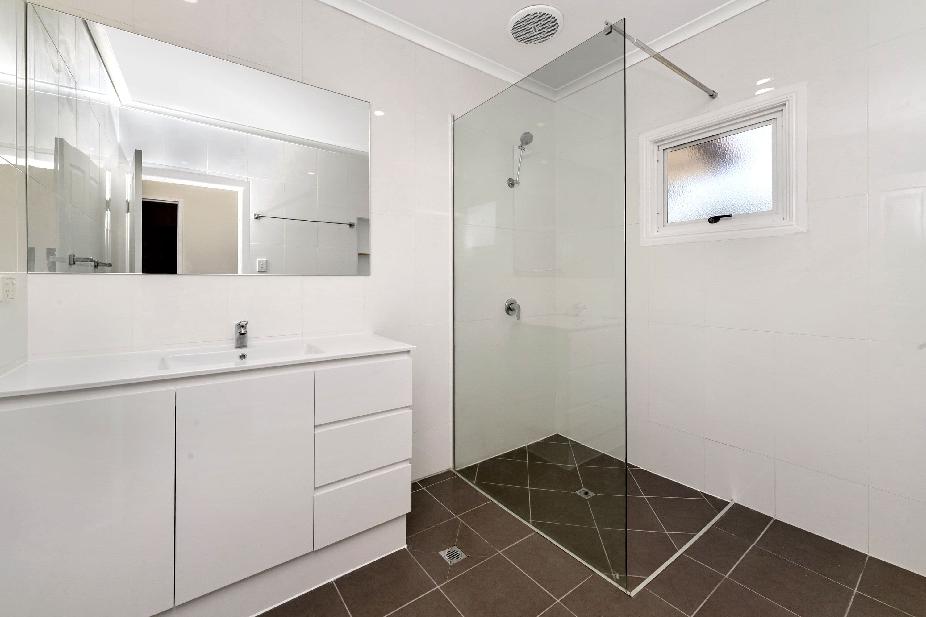 38 Acheron Avenue, Cranbrook QLD 4814, Cranbrook - Thumbnail 8