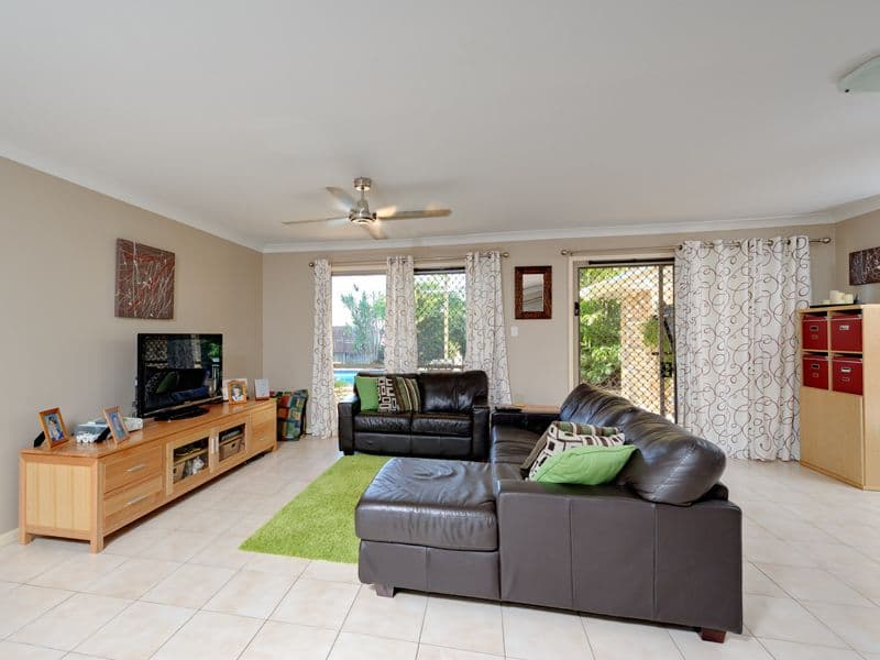 32 Dapper Street, SUNNYBANK HILLS QLD 4109, Sunnybank Hills - Thumbnail 3