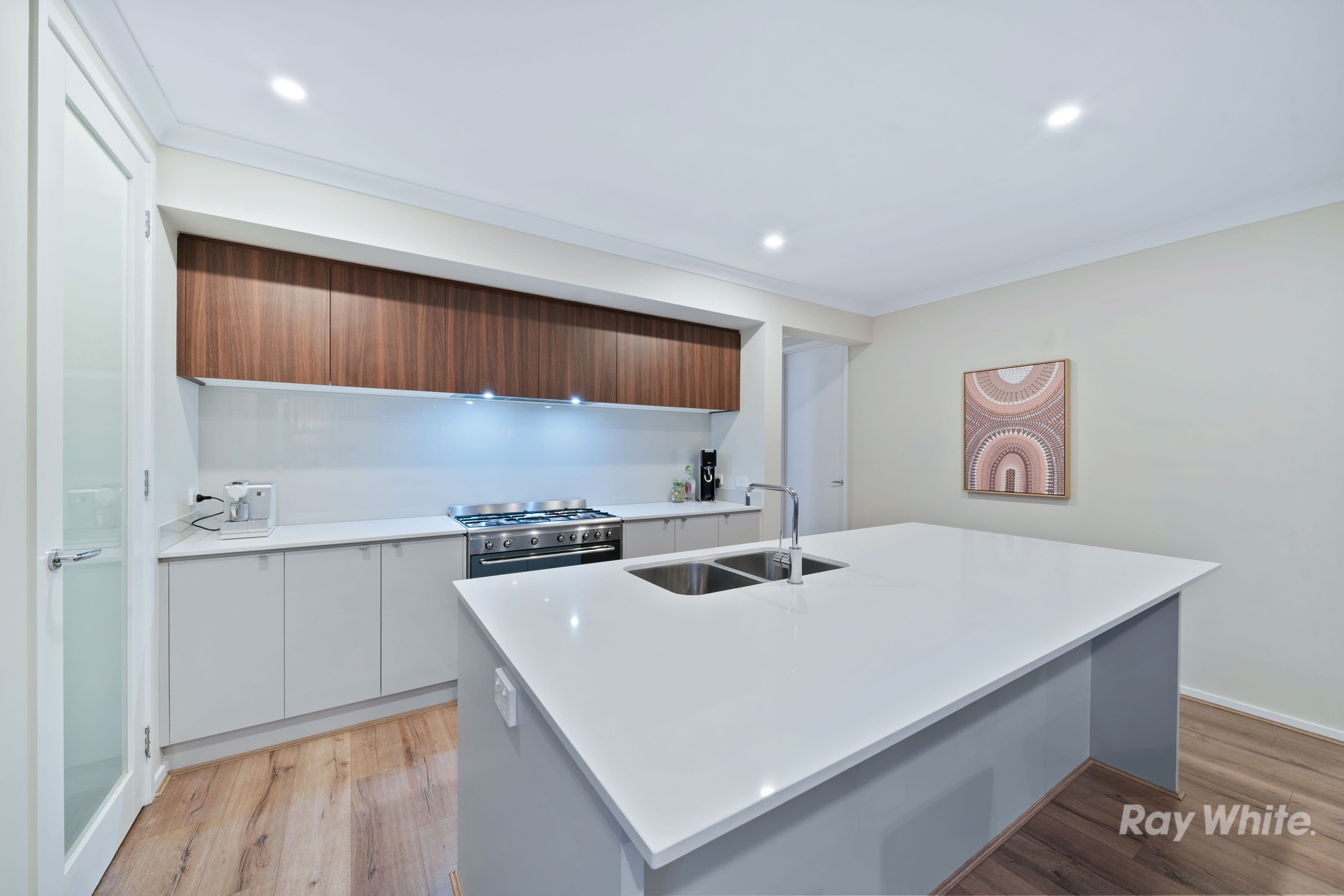 10 Forest Road, Greenbank QLD 4124, Greenbank - Thumbnail 2