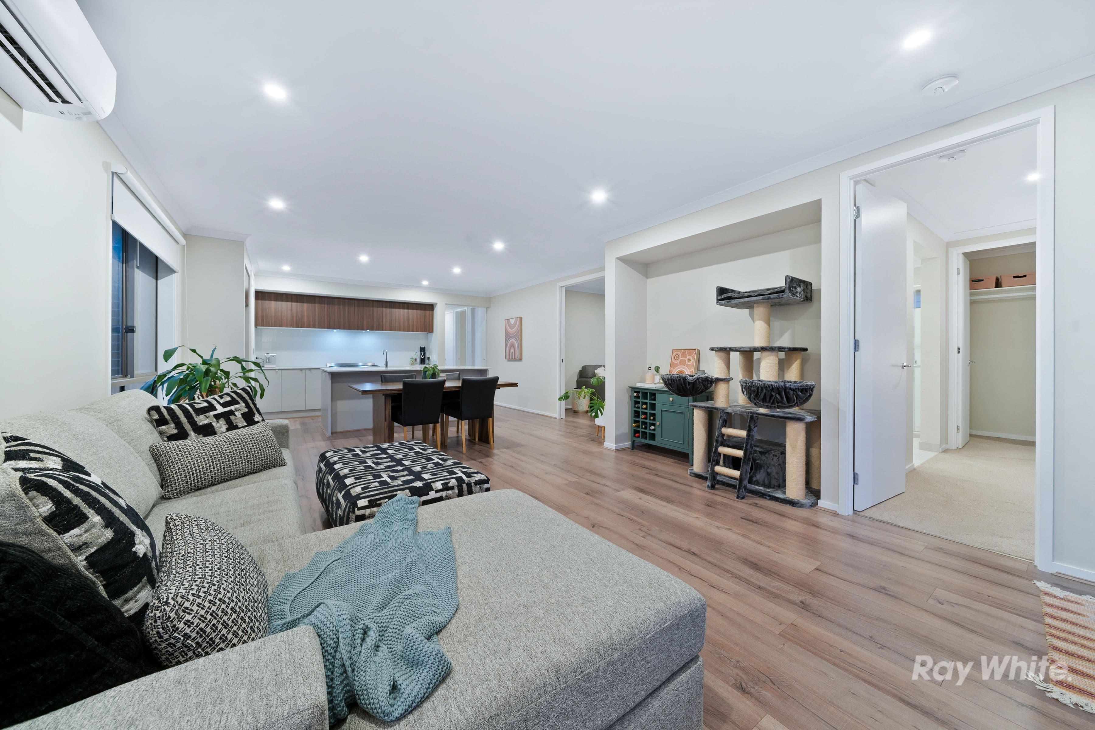 10 Forest Road, Greenbank QLD 4124, Greenbank - Thumbnail 5